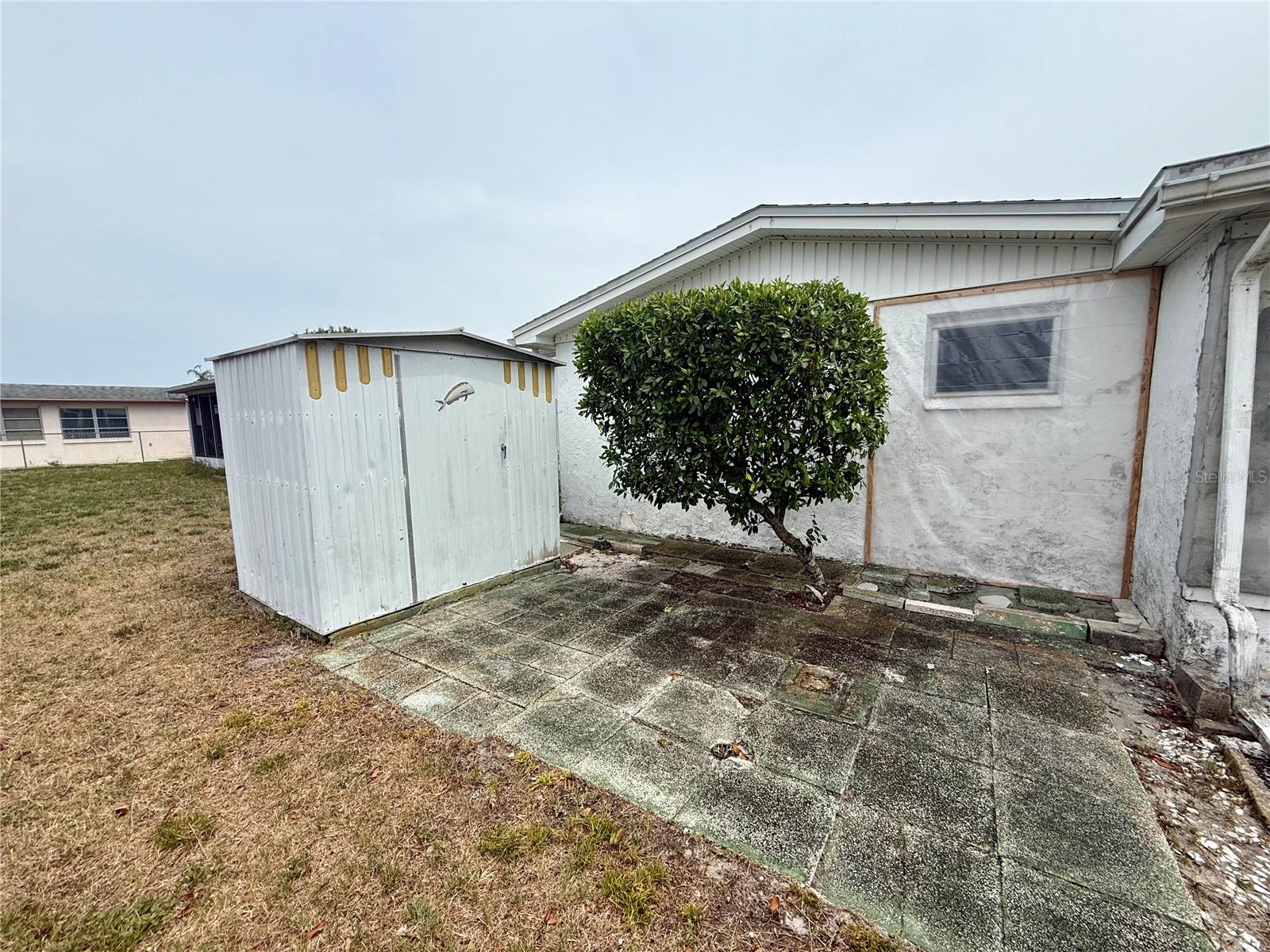 Listing photo id 22 for 3035 Coldwell Drive