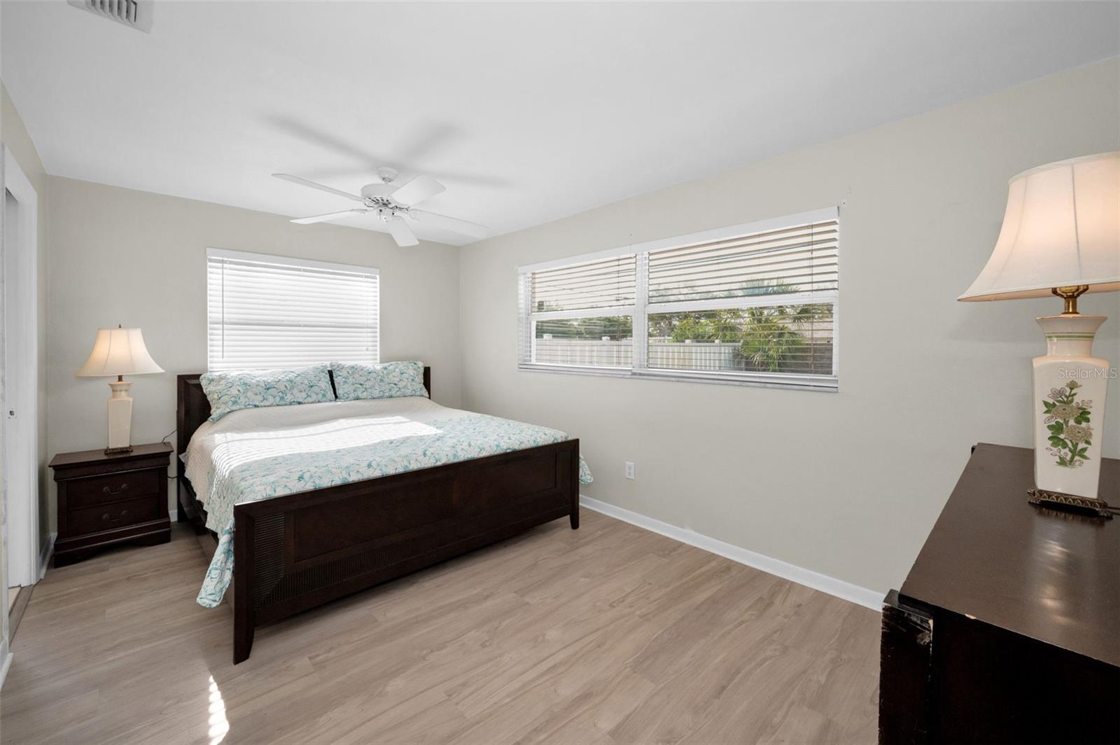 Image 38 of 76 For 14341 Passage Way