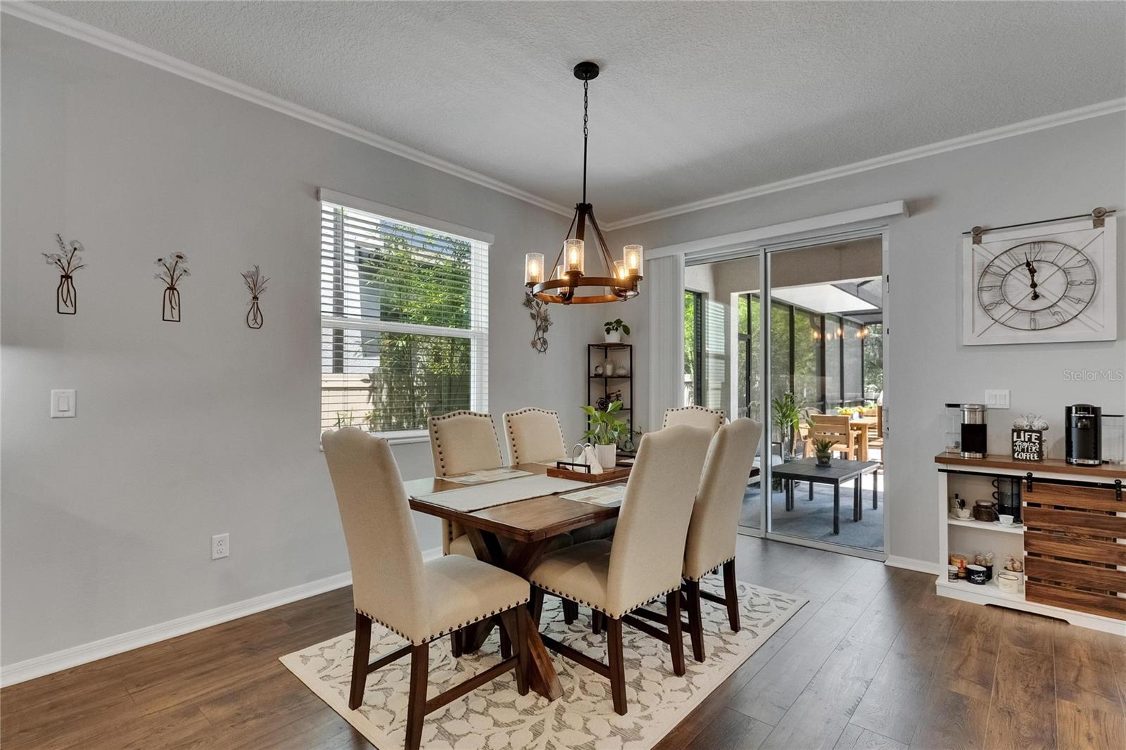 Listing photo id 20 for 5026 Bromeliad Avenue