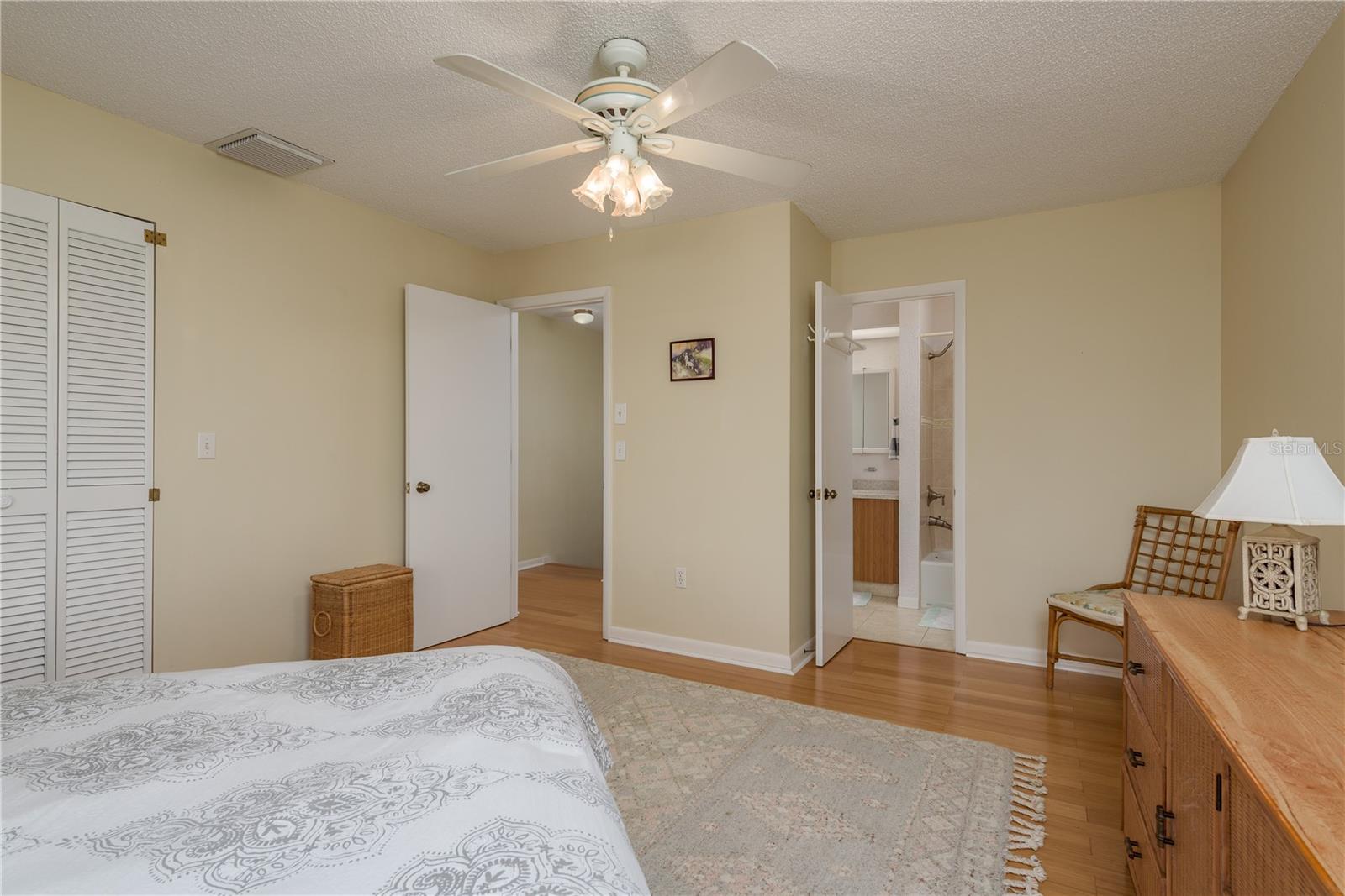 Image 15 of 26 For 1500 Sunset Road C10