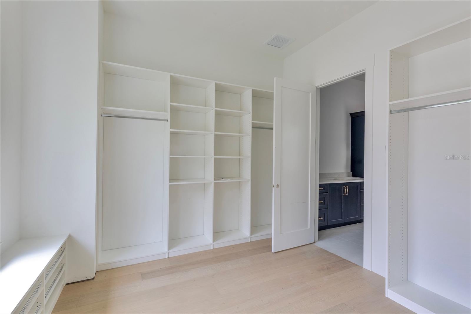 Image 17 of 39 For 4311 Sevilla Street