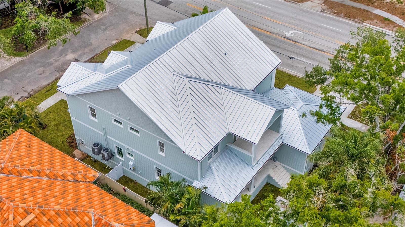 Image 3 of 39 For 4311 Sevilla Street