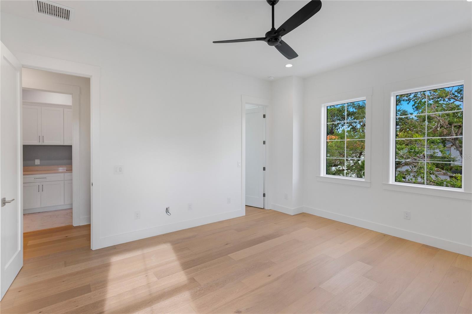 Image 54 of 89 For 4311 Sevilla Street