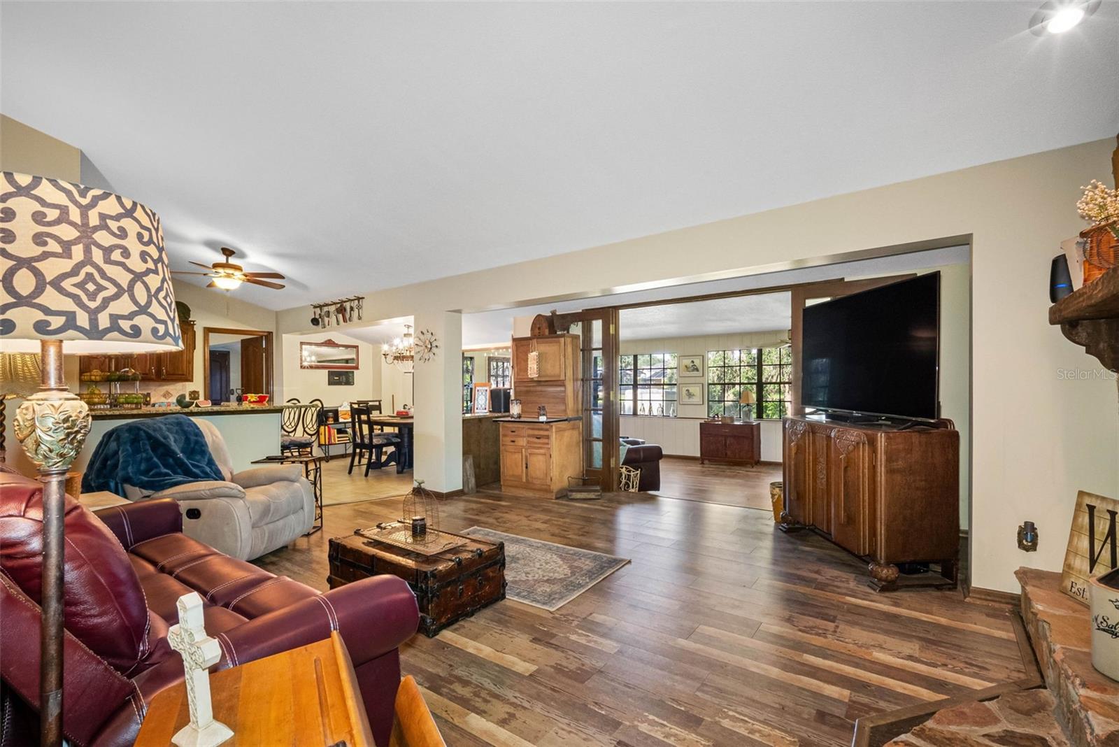Listing photo id 14 for 11109 Winn Road