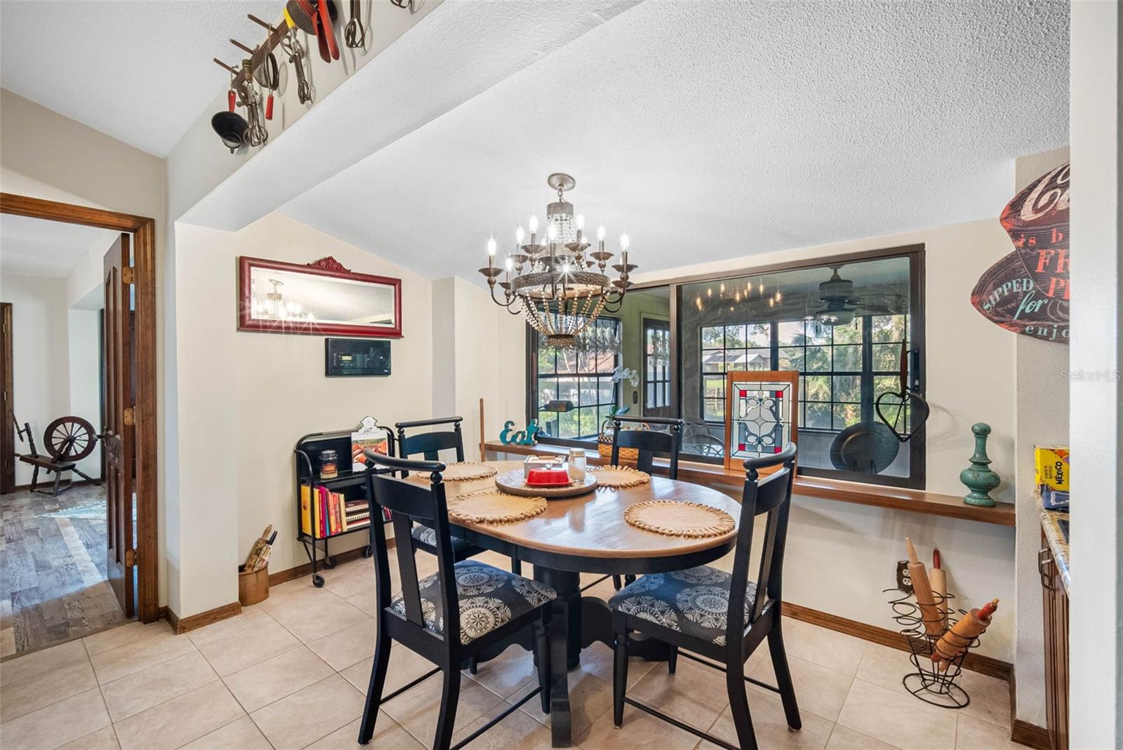 Listing photo id 25 for 11109 Winn Road