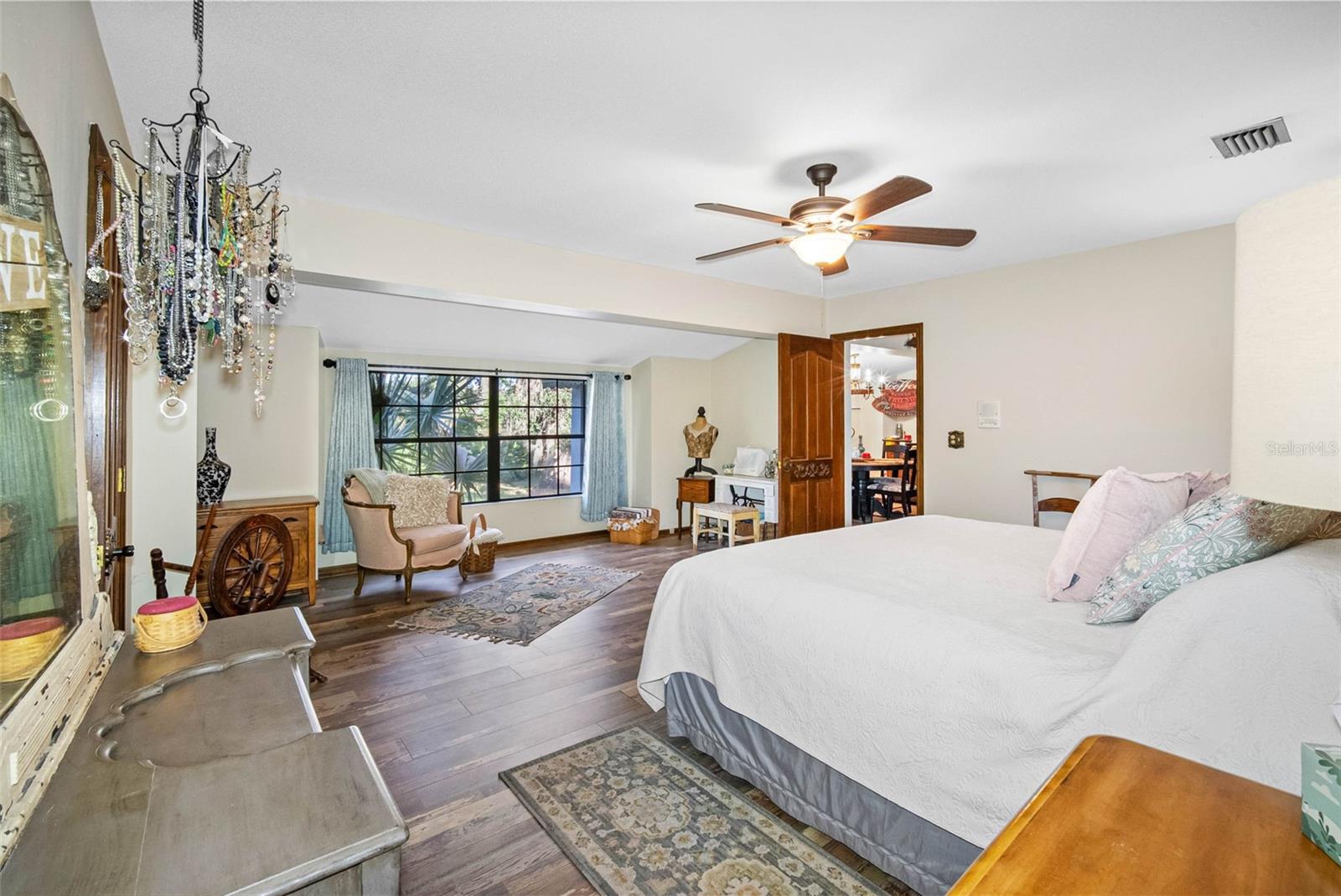 Listing photo id 31 for 11109 Winn Road