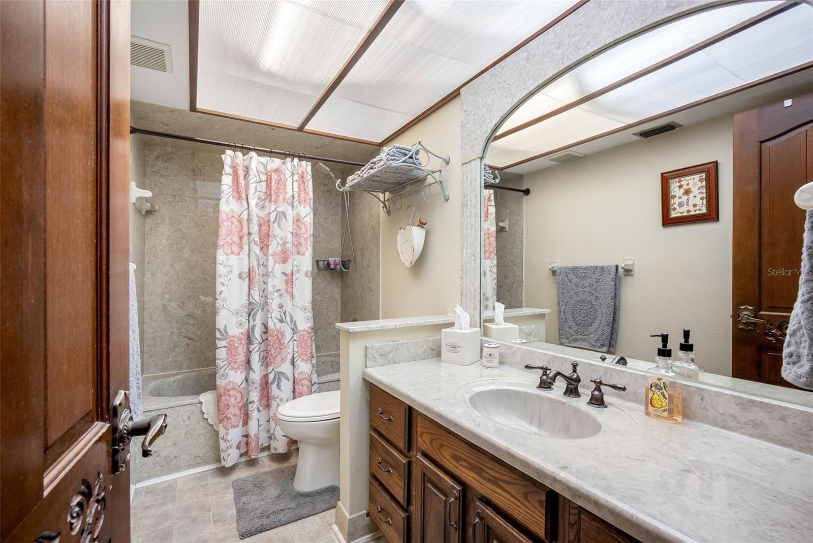 Listing photo id 36 for 11109 Winn Road