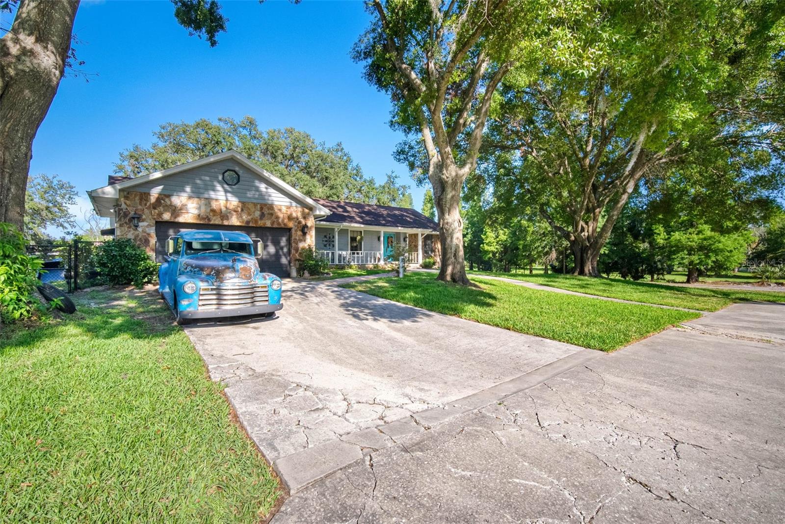 Listing photo id 3 for 11109 Winn Road