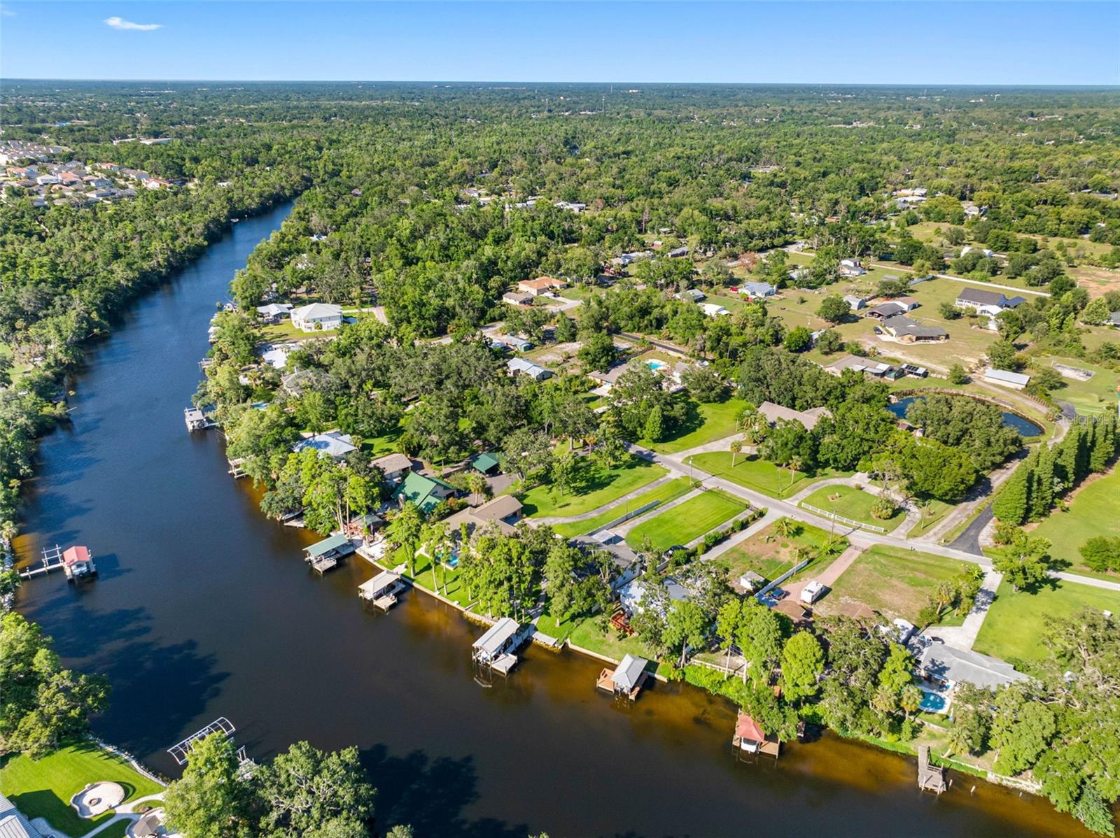 Listing photo id 51 for 11109 Winn Road