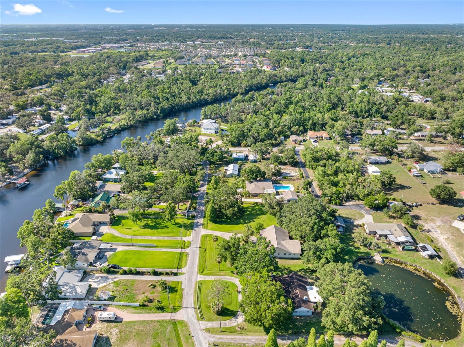 Listing photo id 53 for 11109 Winn Road