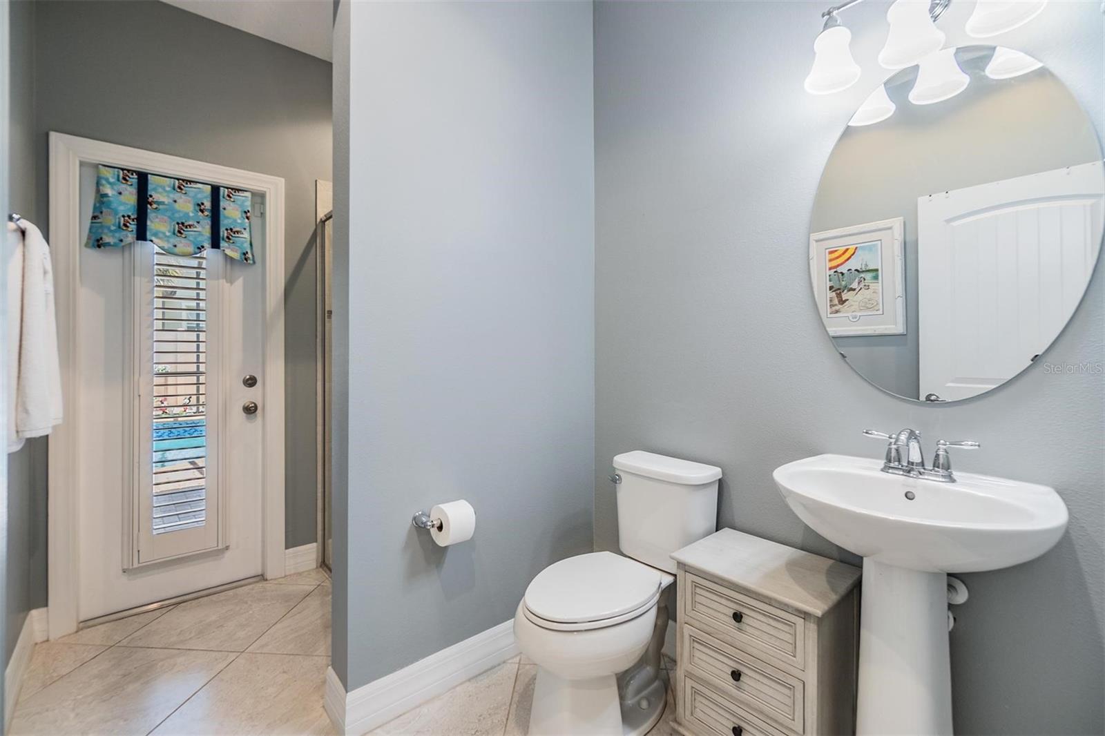 Listing photo id 20 for 10313 Scarlet Chase Drive