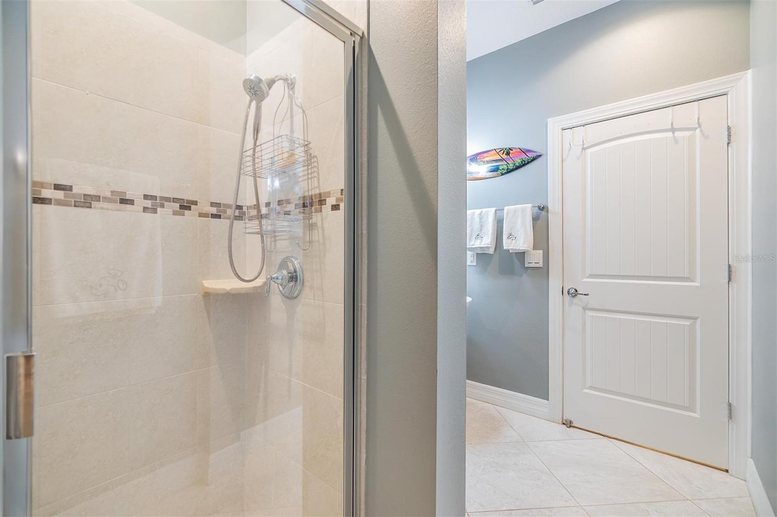 Listing photo id 21 for 10313 Scarlet Chase Drive