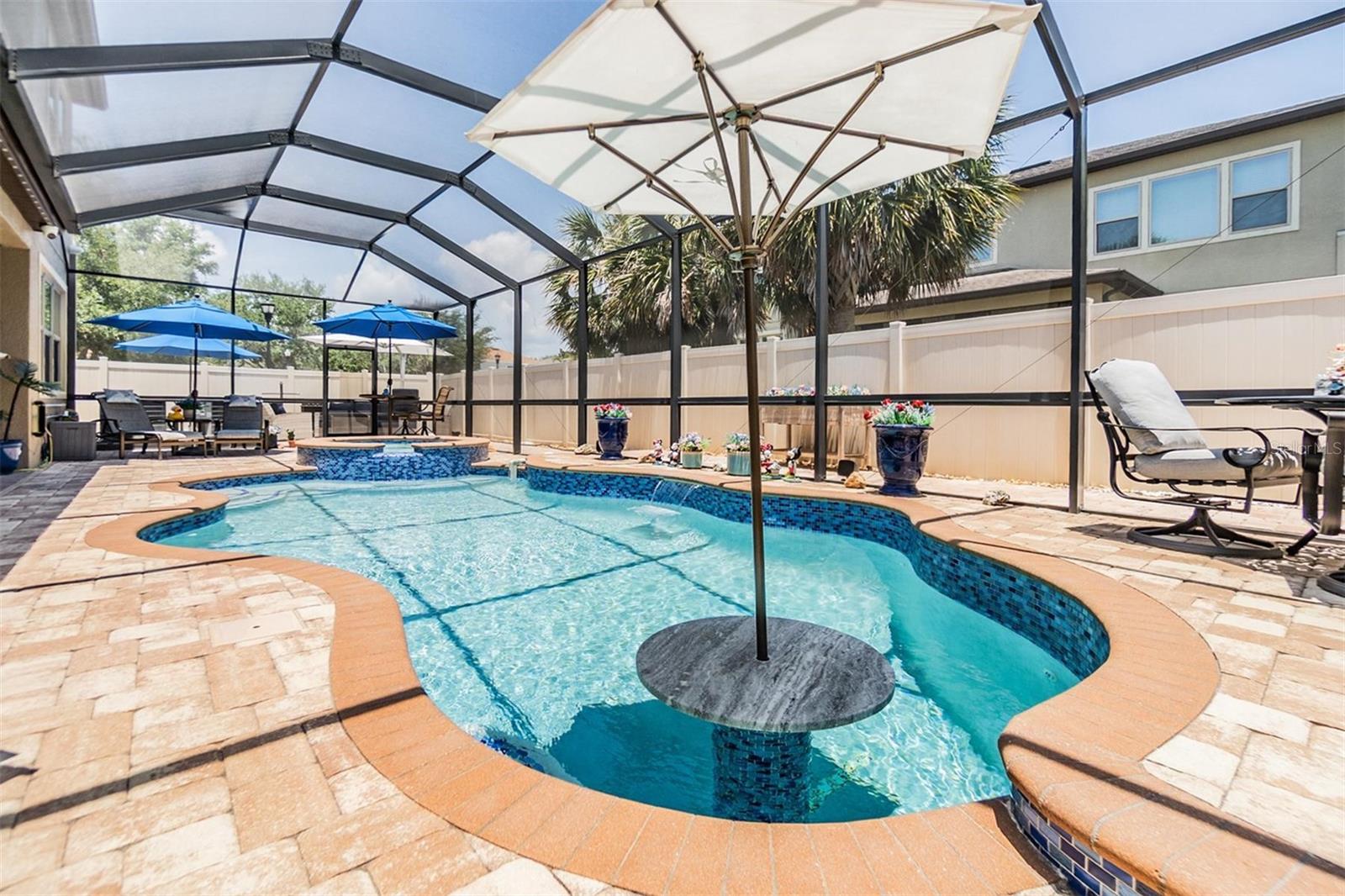 Listing photo id 41 for 10313 Scarlet Chase Drive