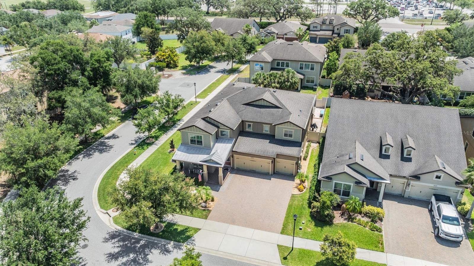 Listing photo id 45 for 10313 Scarlet Chase Drive