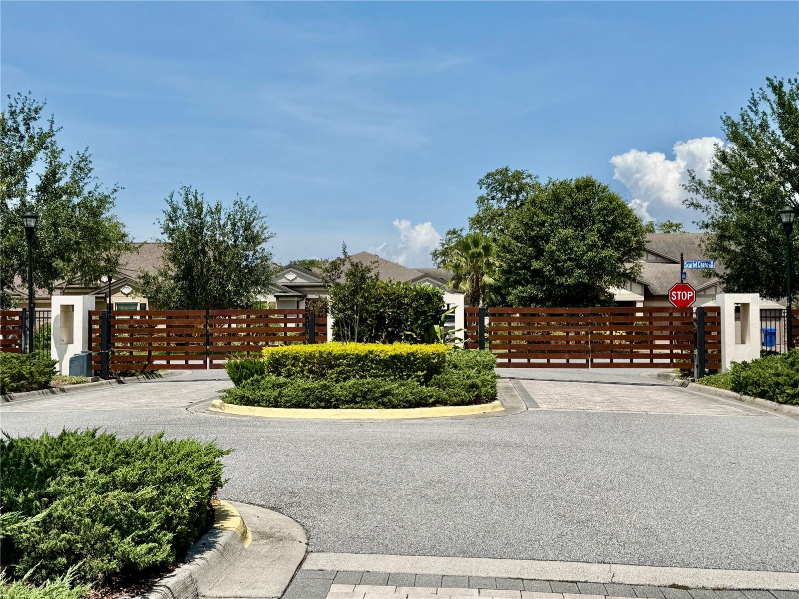 Listing photo id 46 for 10313 Scarlet Chase Drive