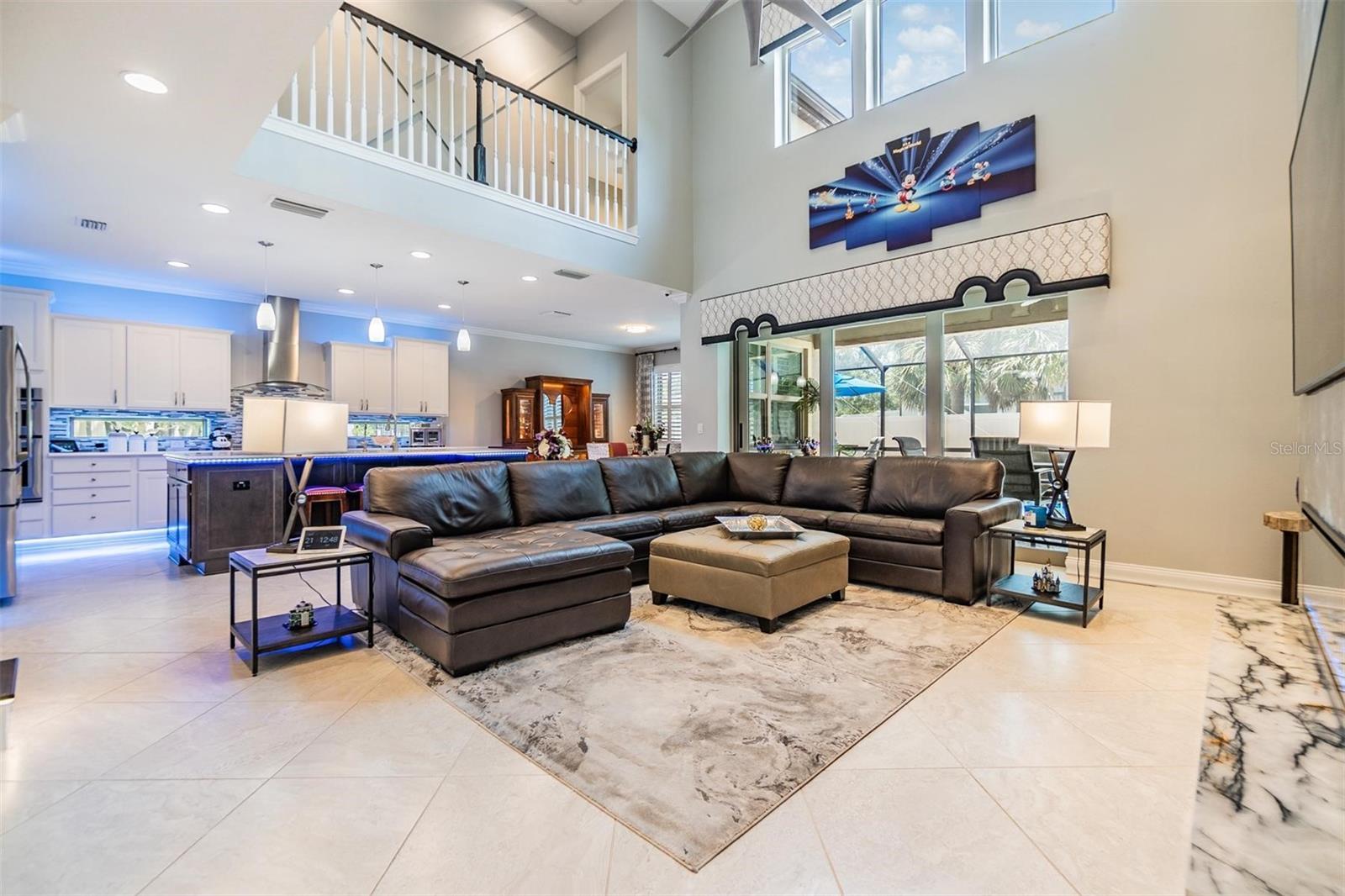 Listing photo id 6 for 10313 Scarlet Chase Drive