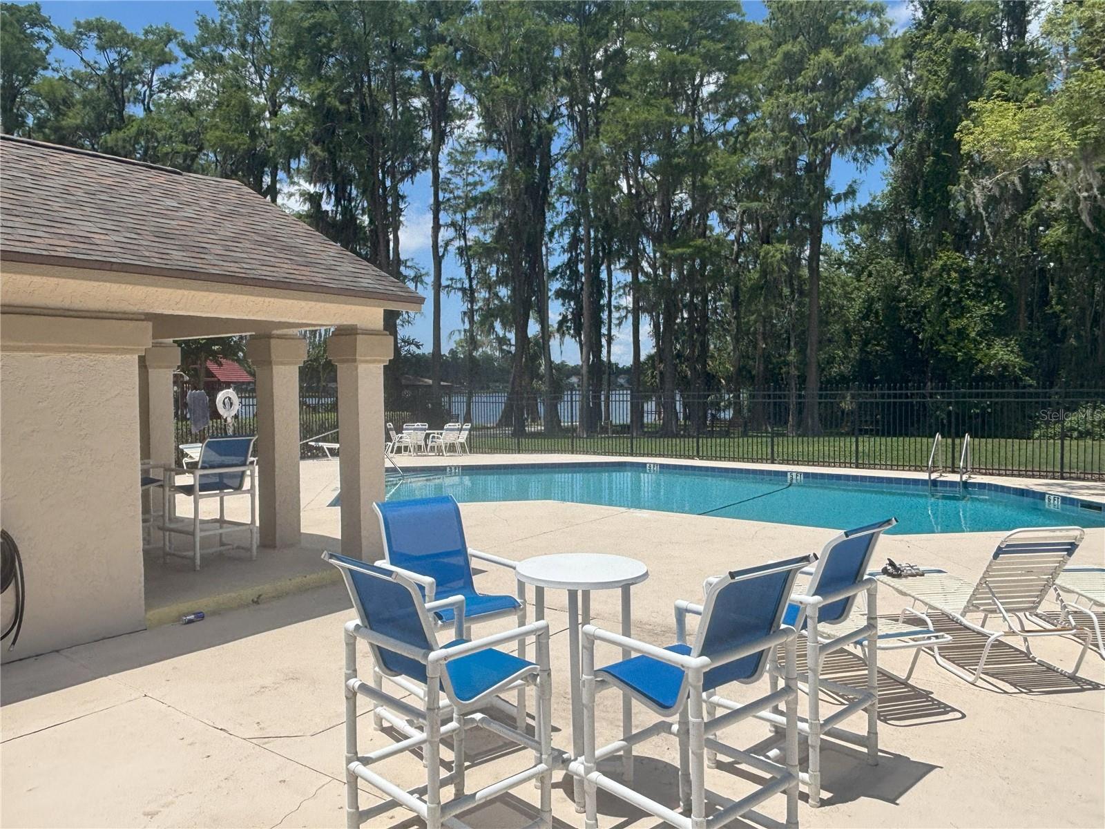 Listing photo id 9 for 5237 Corvette Drive