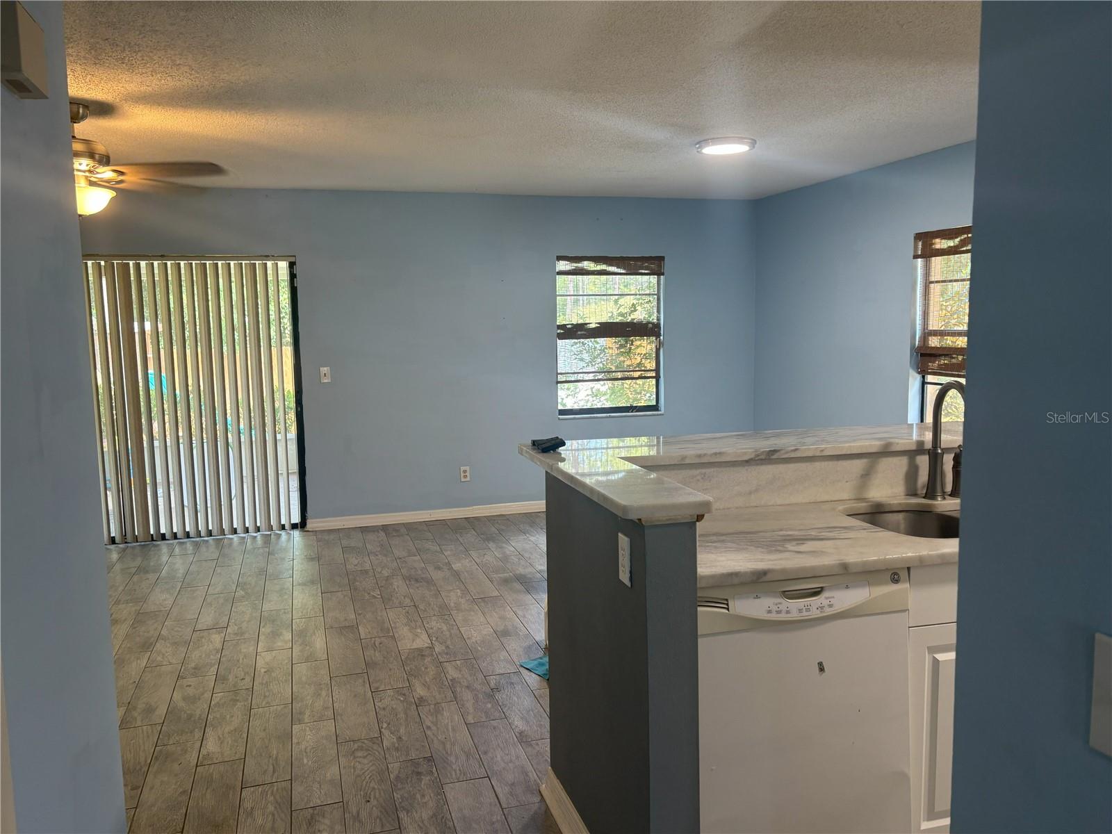 Listing photo id 21 for 5237 Corvette Drive