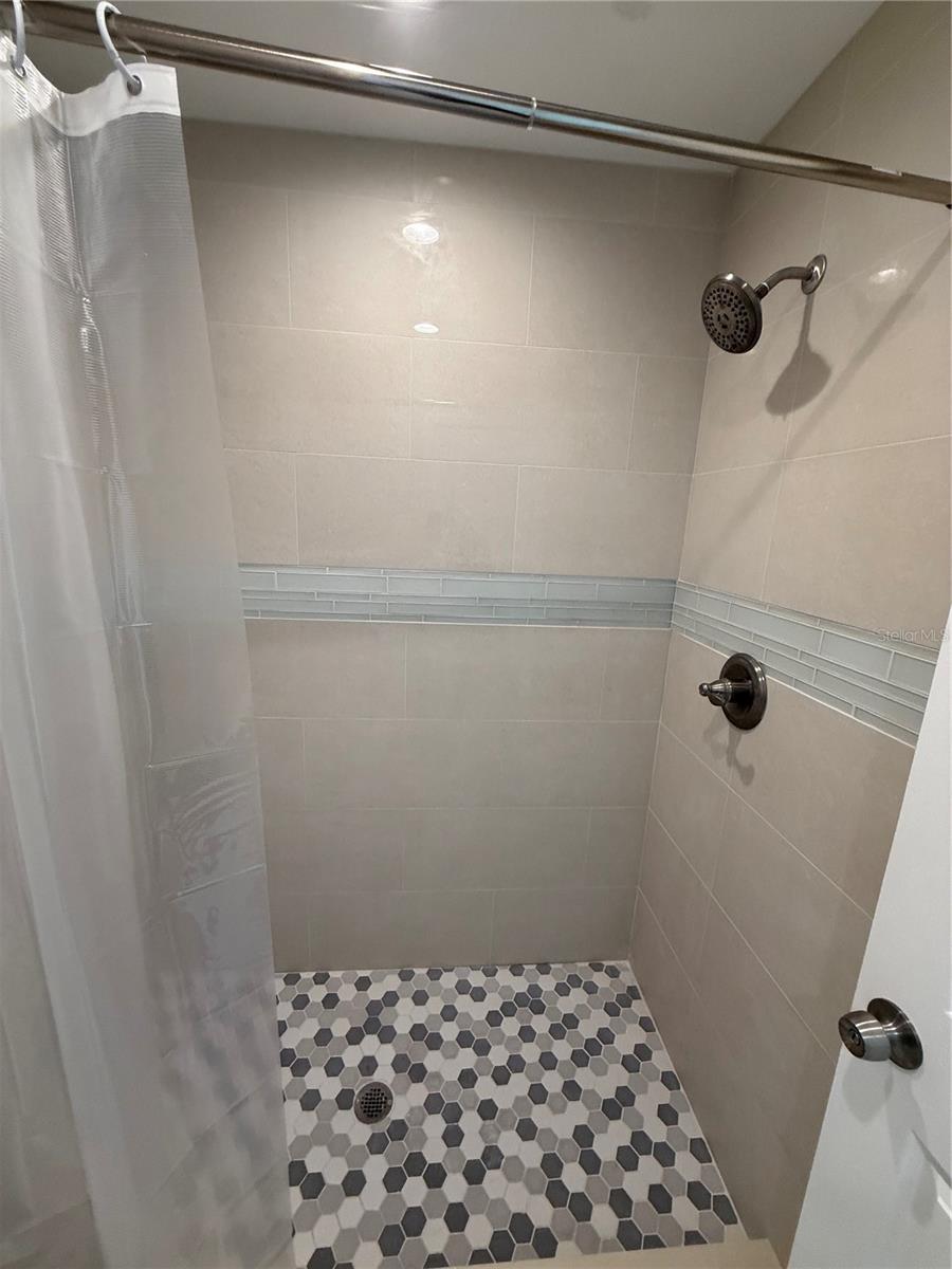 Image 11 of 17 For 1805 Orange Boulevard Way