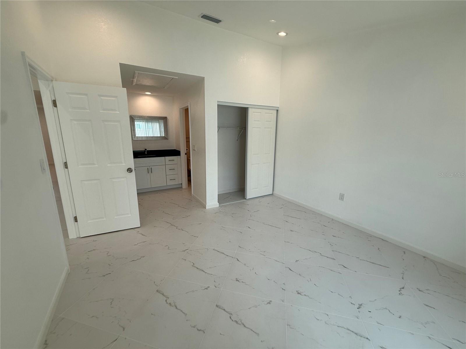 Image 8 of 17 For 1805 Orange Boulevard Way
