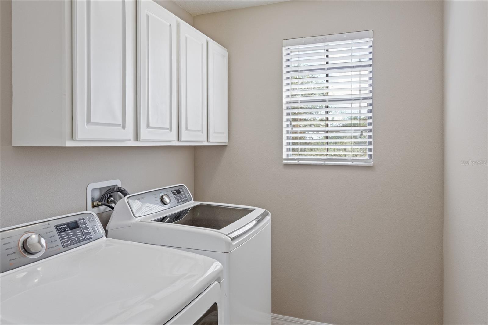Image 20 of 27 For 10808 Whitecap Drive