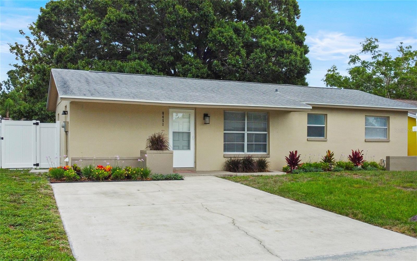 Details for 8451 81st Way, SEMINOLE, FL 33777
