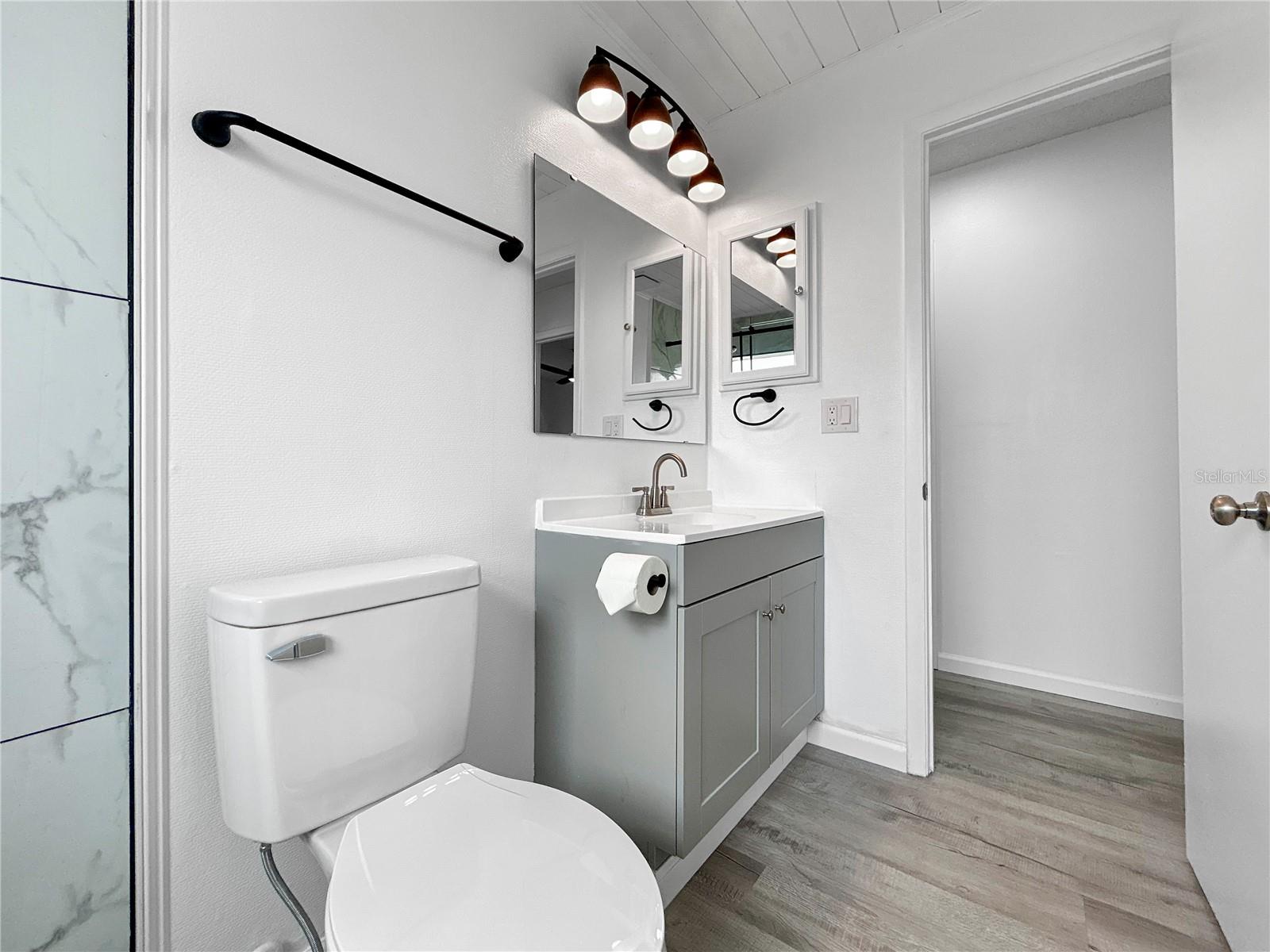 Image 21 of 24 For 8451 81st Way