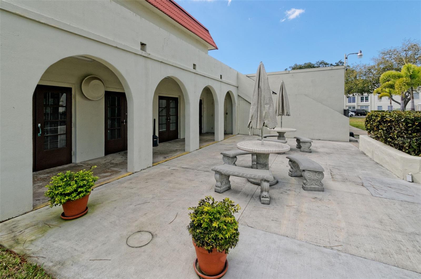 Image 41 of 45 For 2700 Bayshore Boulevard 586