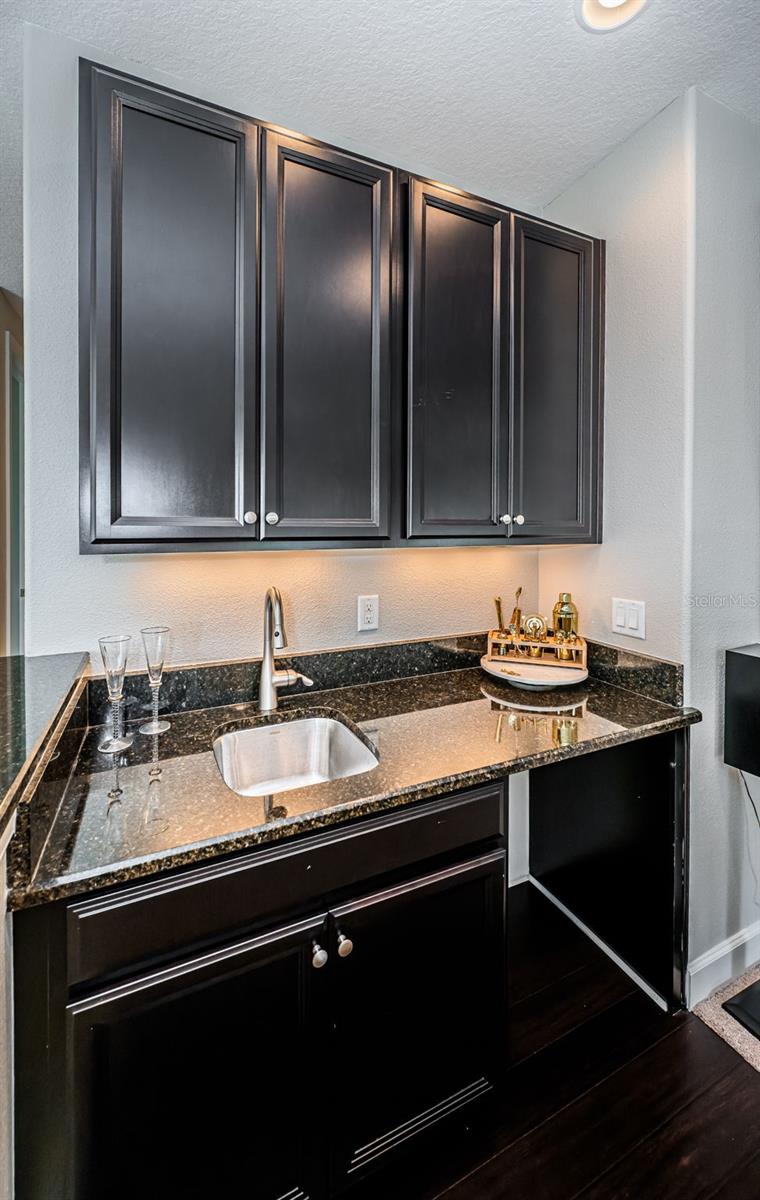 Image 47 of 60 For 14806 Harry Colt Court