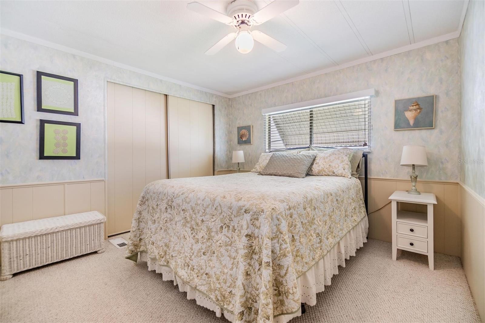 Listing photo id 27 for 36750 Beth Avenue
