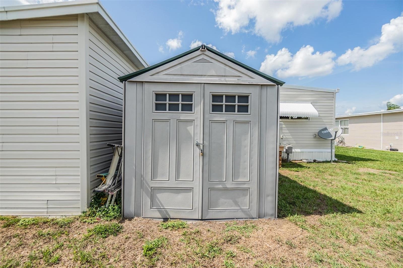 Listing photo id 31 for 36750 Beth Avenue