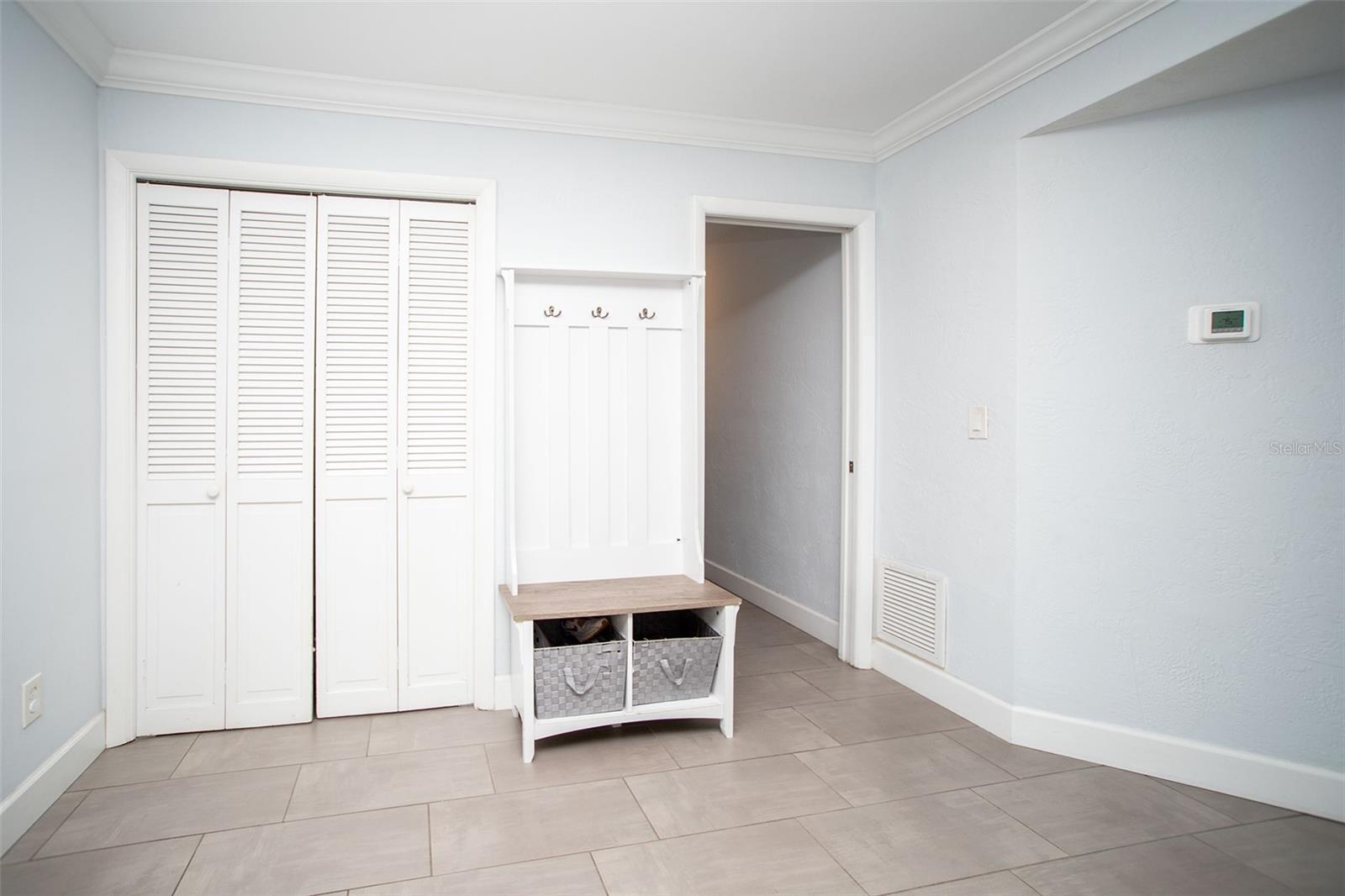 Image 11 of 26 For 11071 141st Street