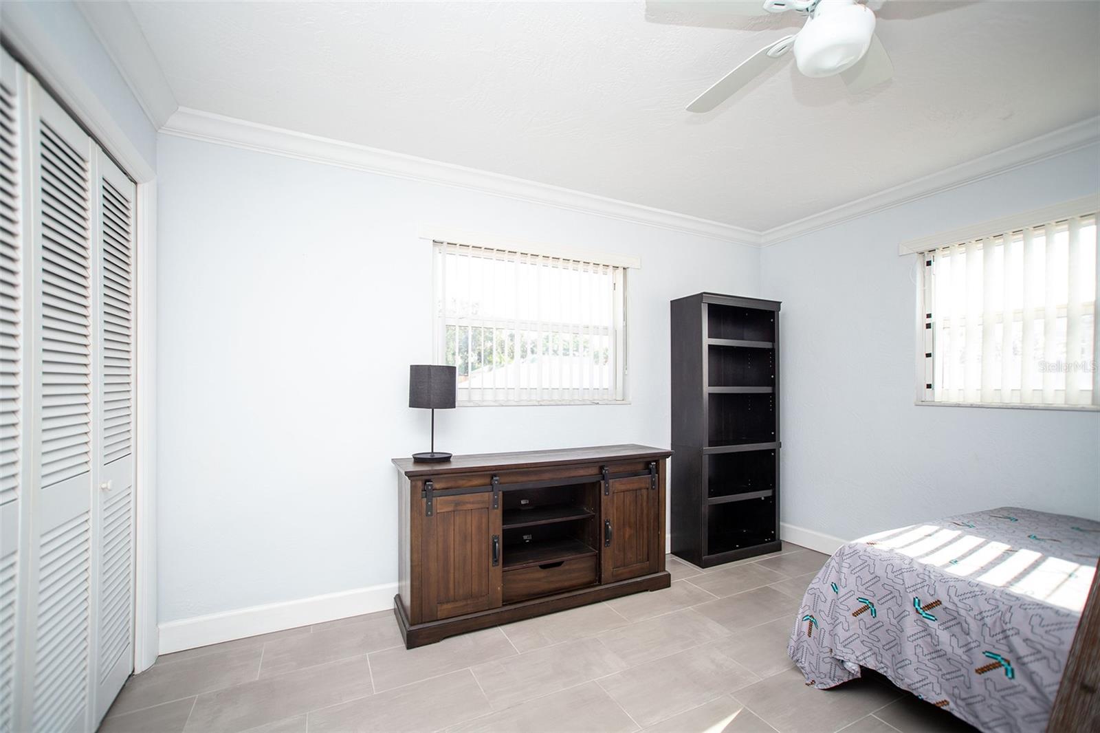 Image 21 of 26 For 11071 141st Street