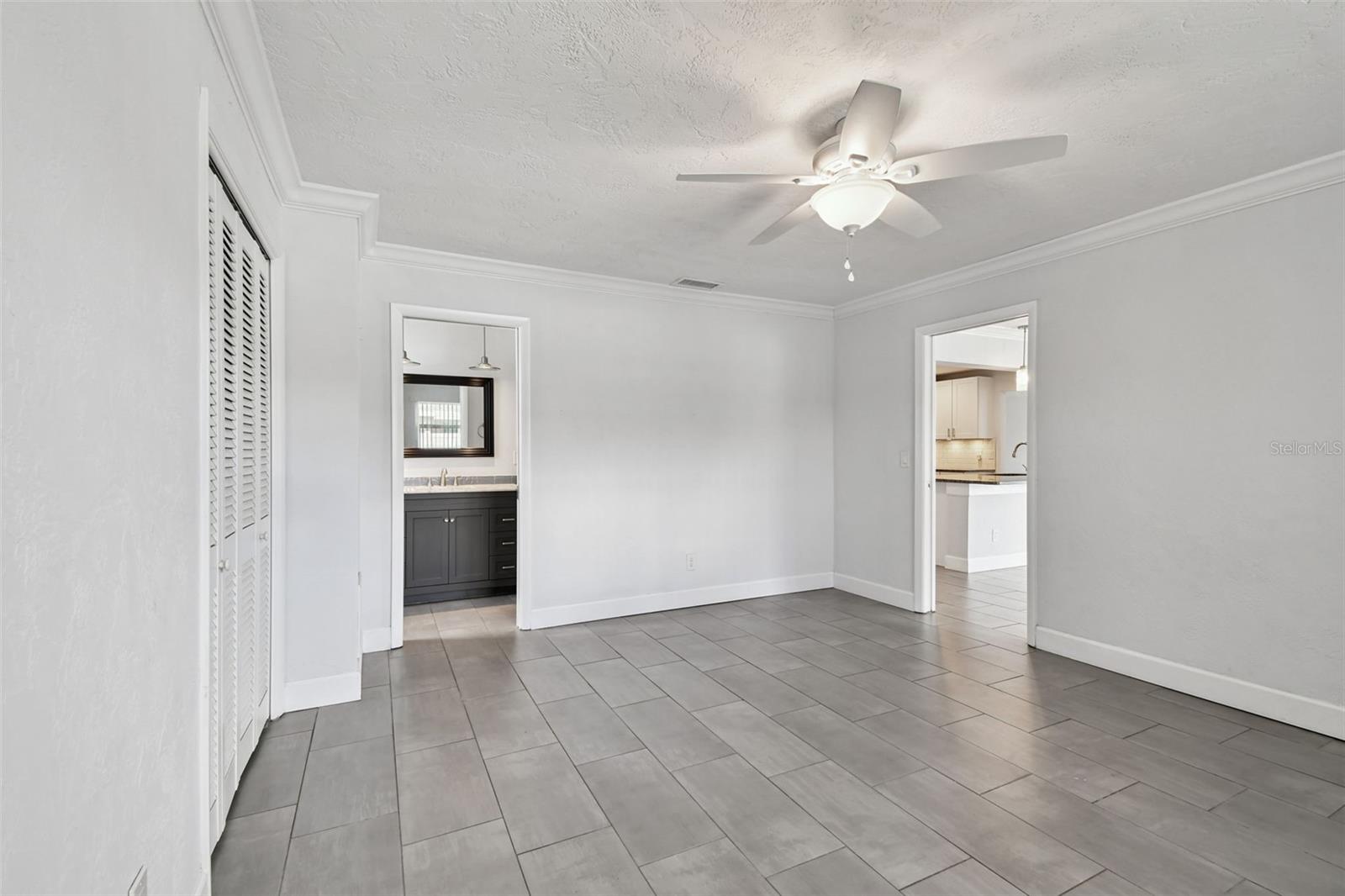 Image 41 of 77 For 11071 141st Street