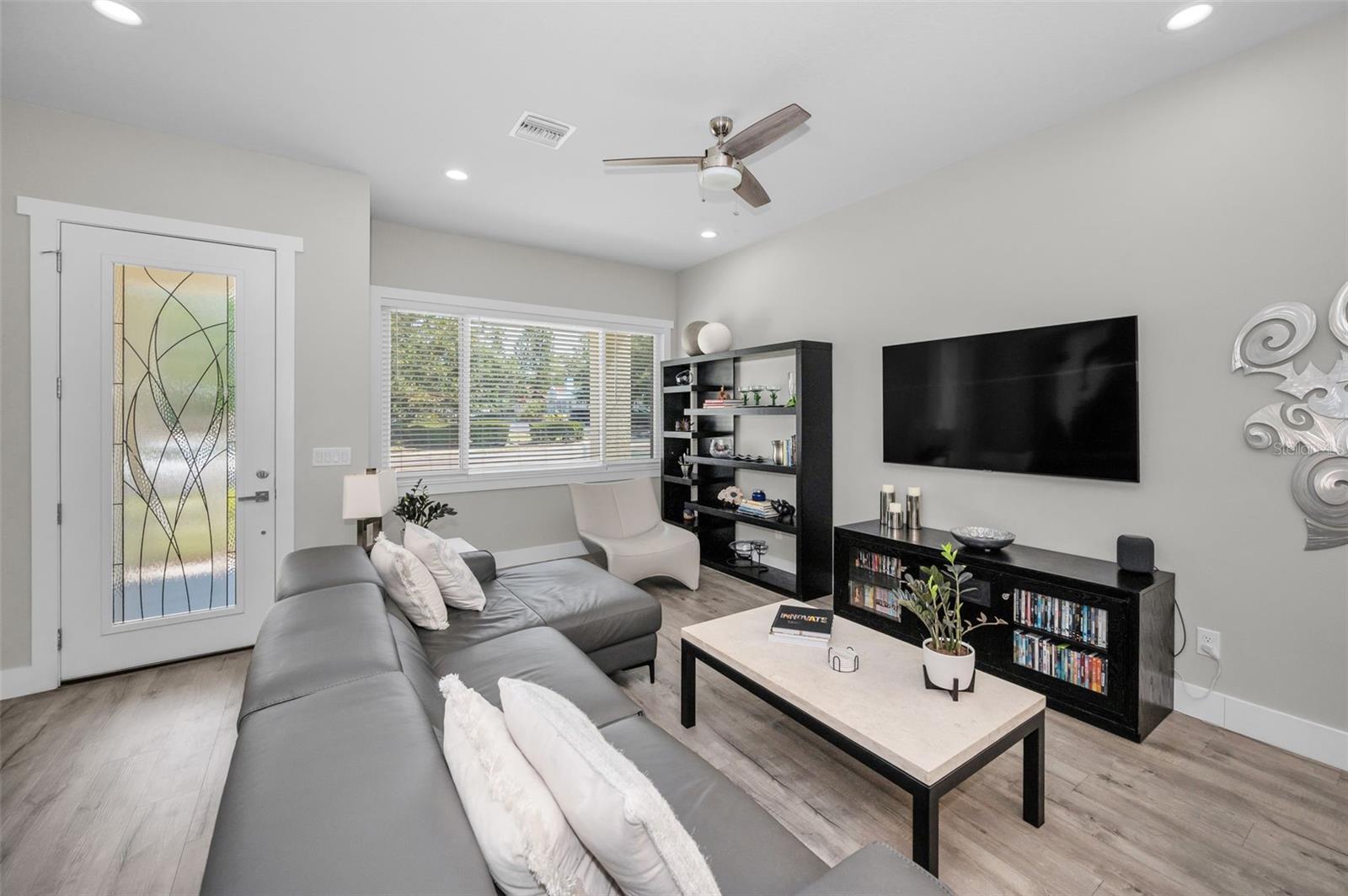 Image 3 of 20 For 112 Sligh Avenue