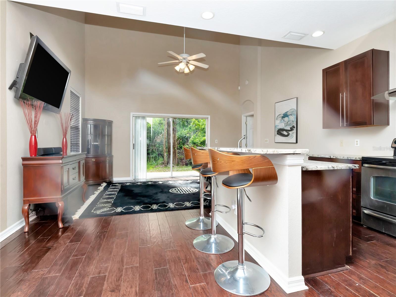 Image 13 of 42 For 8811 Casablanca Way