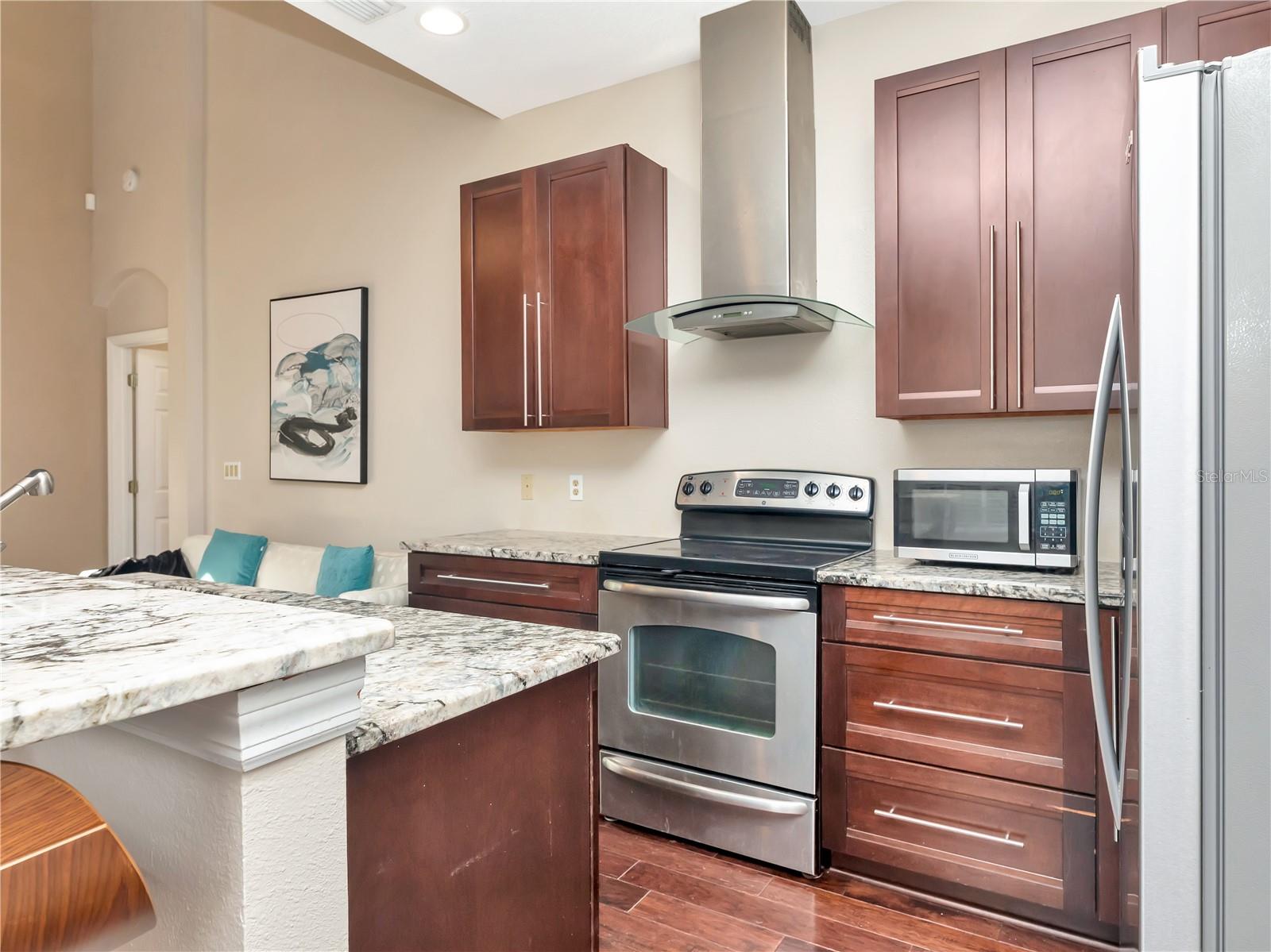 Image 21 of 42 For 8811 Casablanca Way