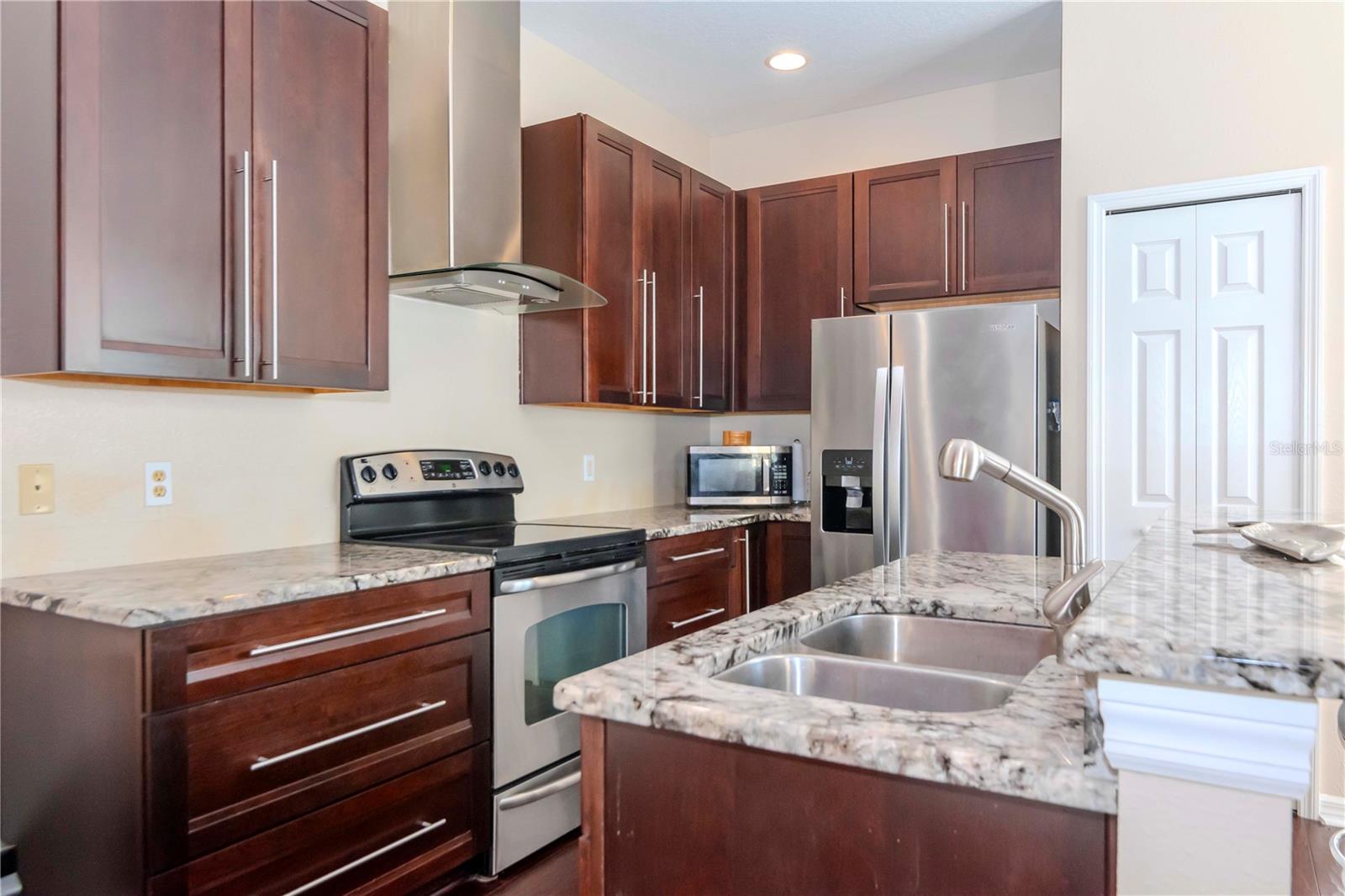 Image 22 of 42 For 8811 Casablanca Way