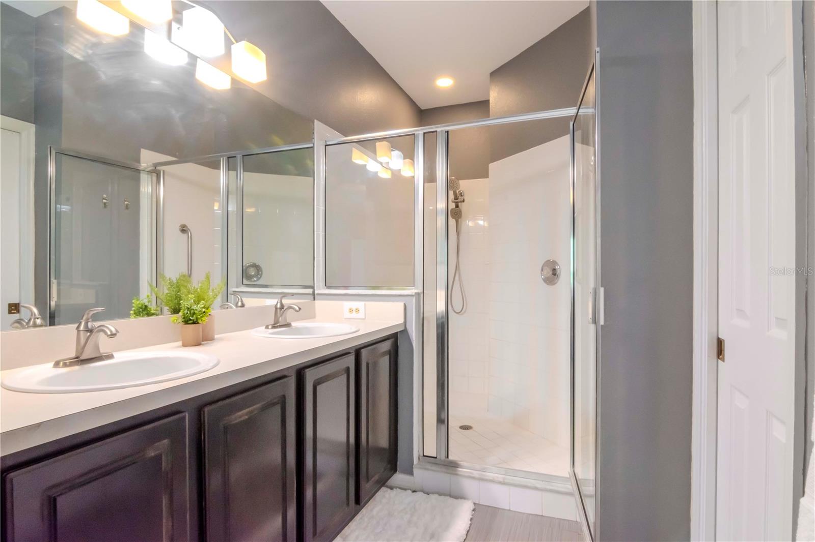 Image 30 of 42 For 8811 Casablanca Way