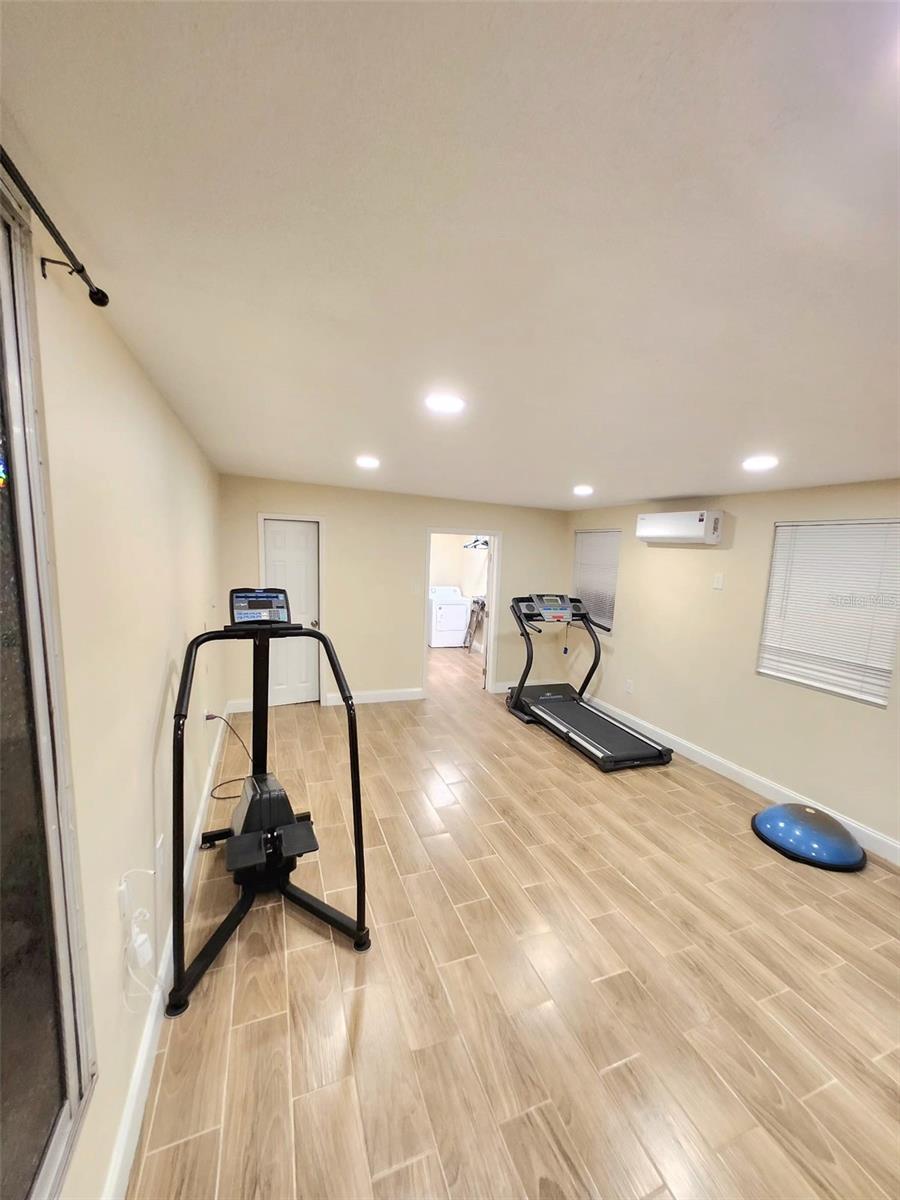 Image 12 of 53 For 33516 Arthur Drive