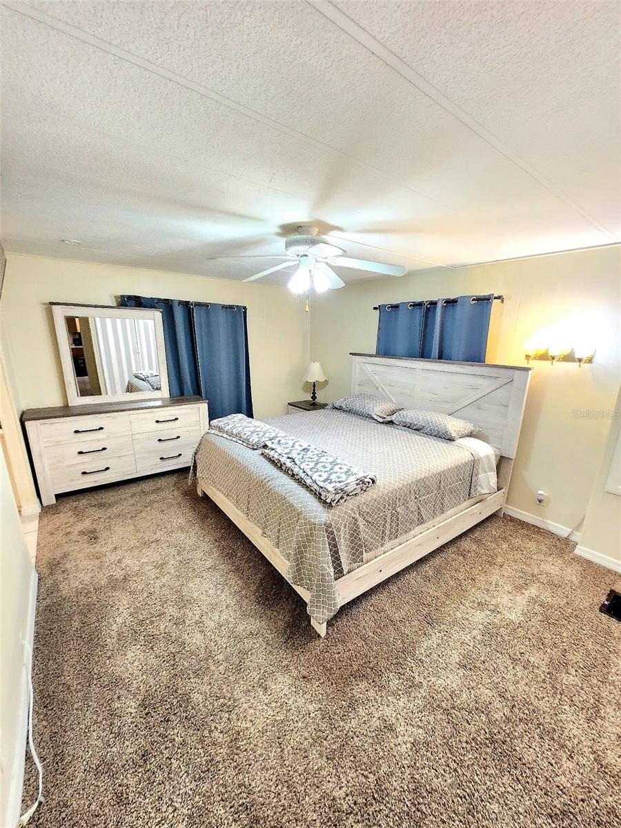 Image 22 of 53 For 33516 Arthur Drive