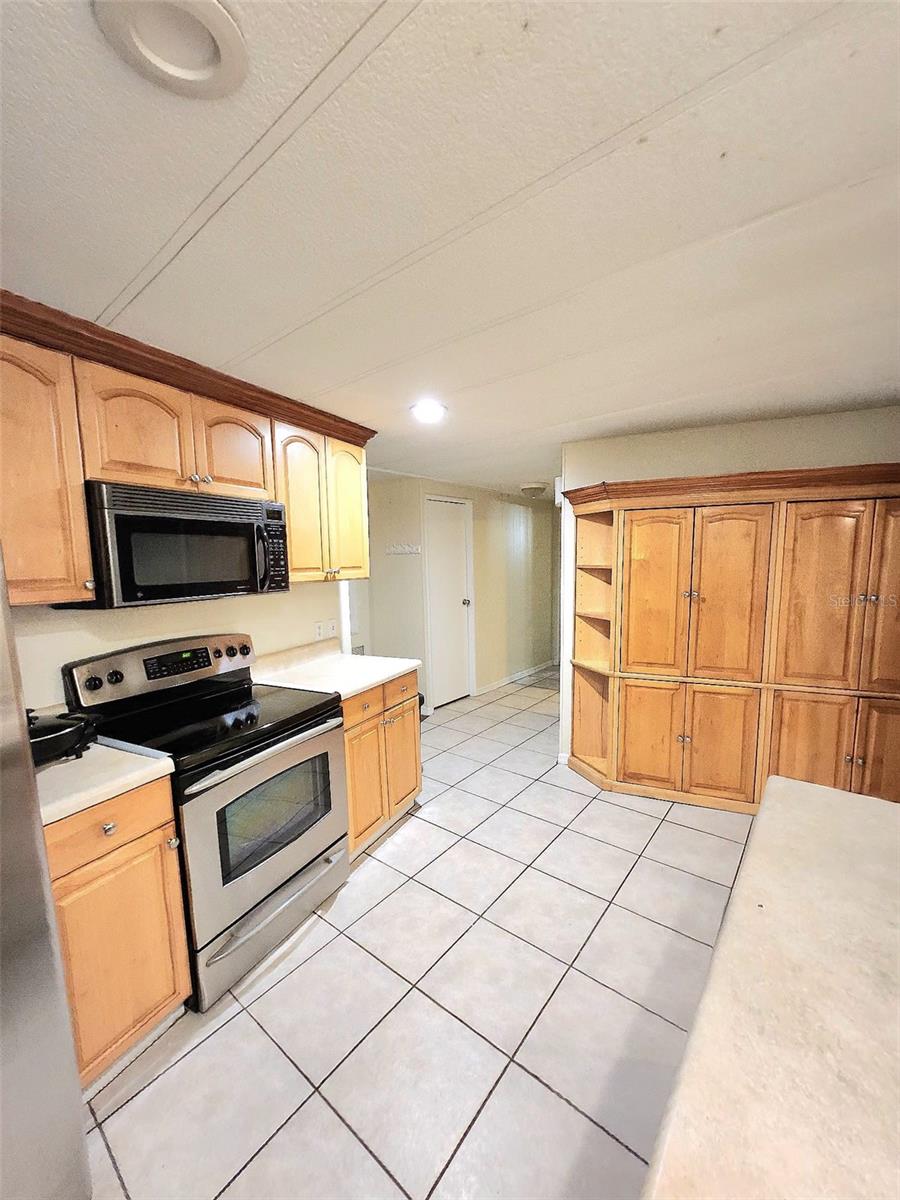 Image 33 of 53 For 33516 Arthur Drive