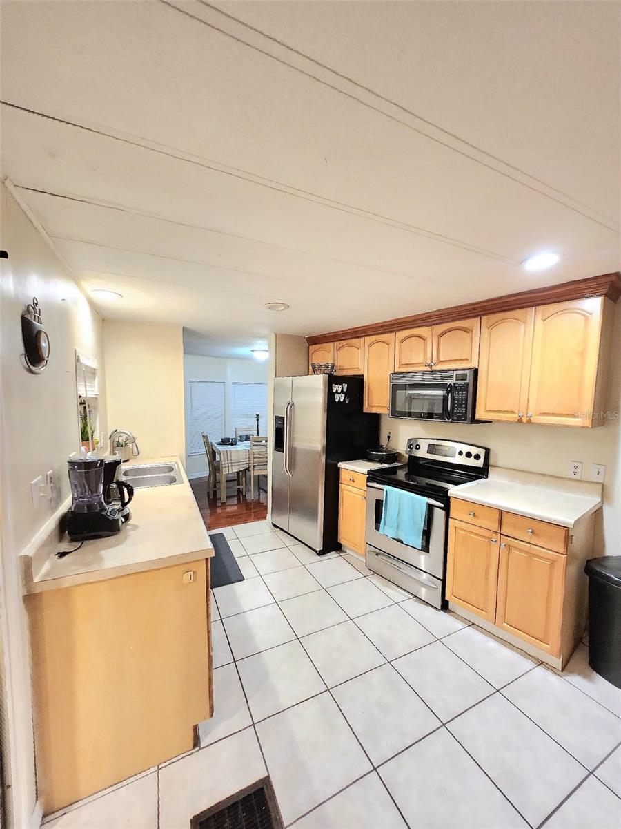 Image 34 of 53 For 33516 Arthur Drive