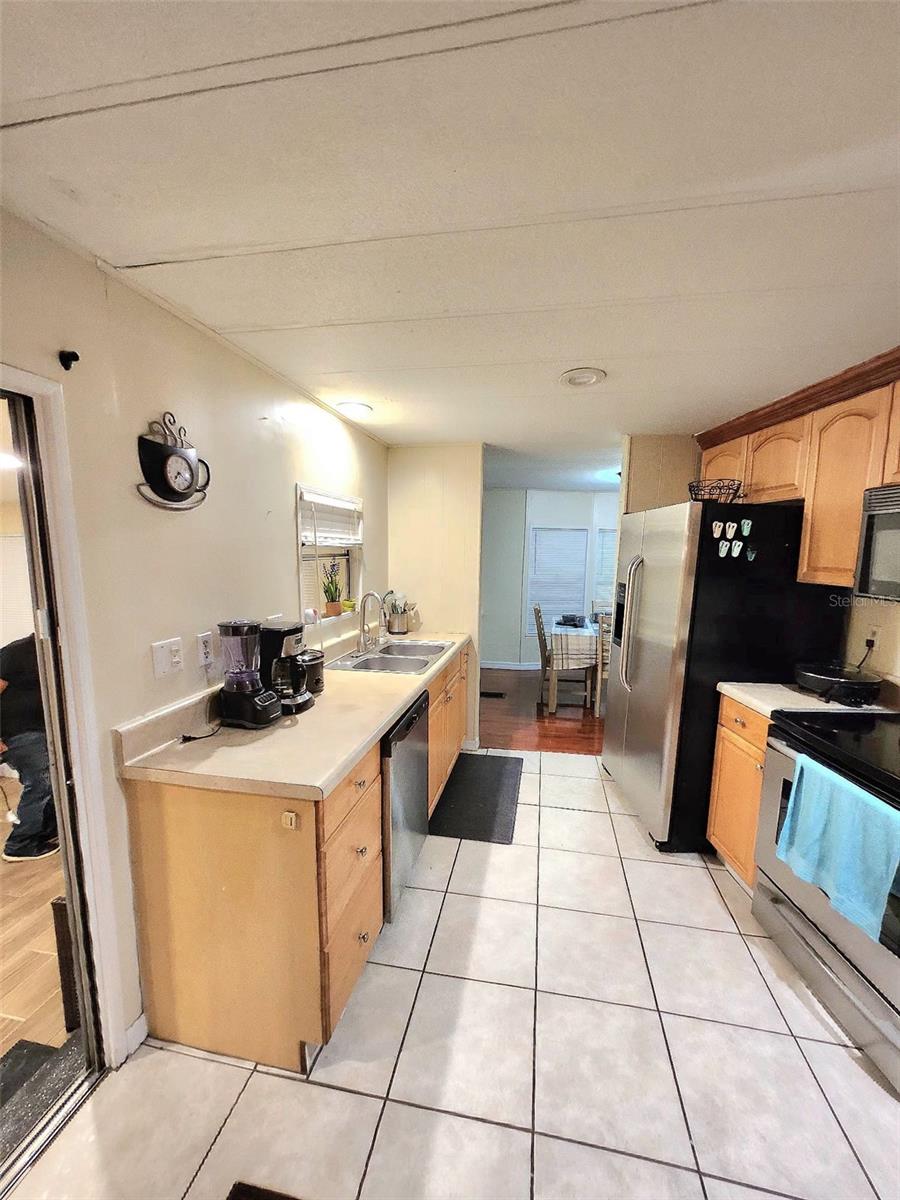 Image 36 of 53 For 33516 Arthur Drive
