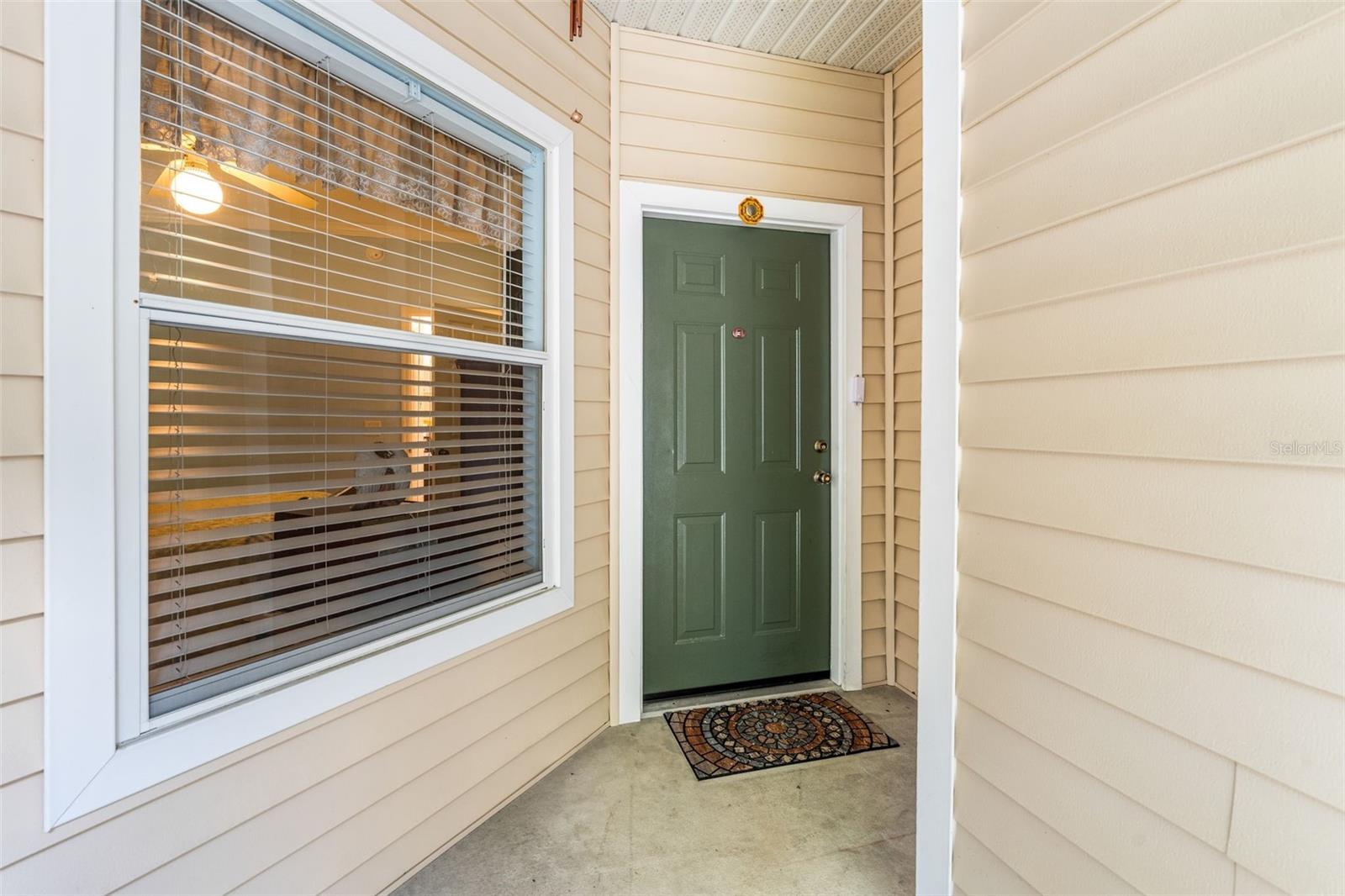 Image 3 of 30 For 13200 Newberry Road B8