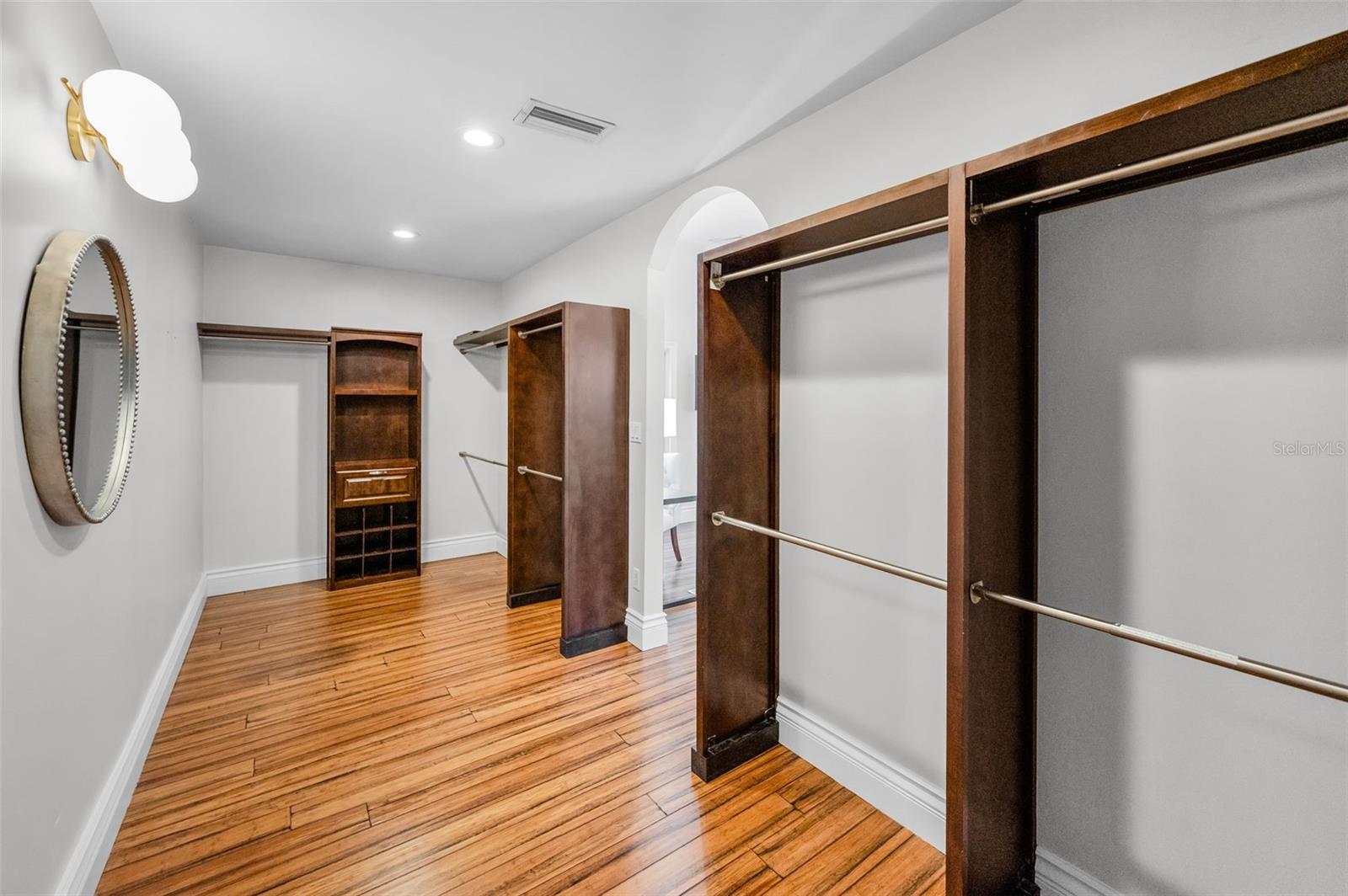 Image 24 of 42 For 132 Giralda Boulevard Ne