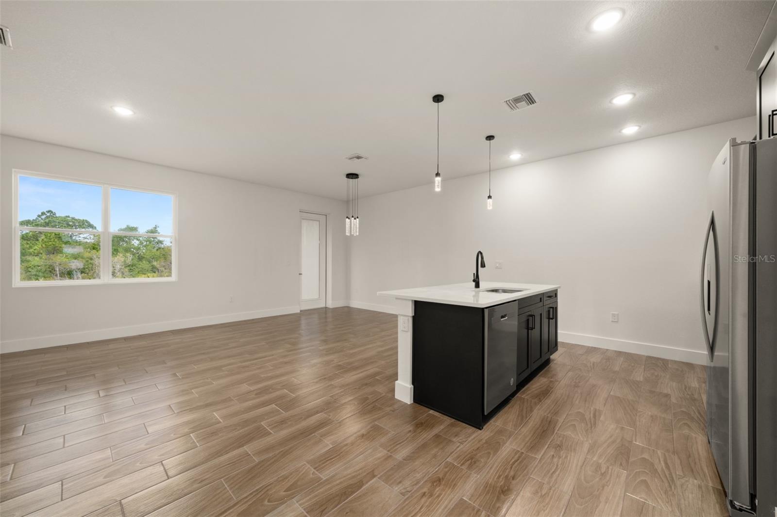 Image 40 of 59 For 5243 Cortez Boulevard