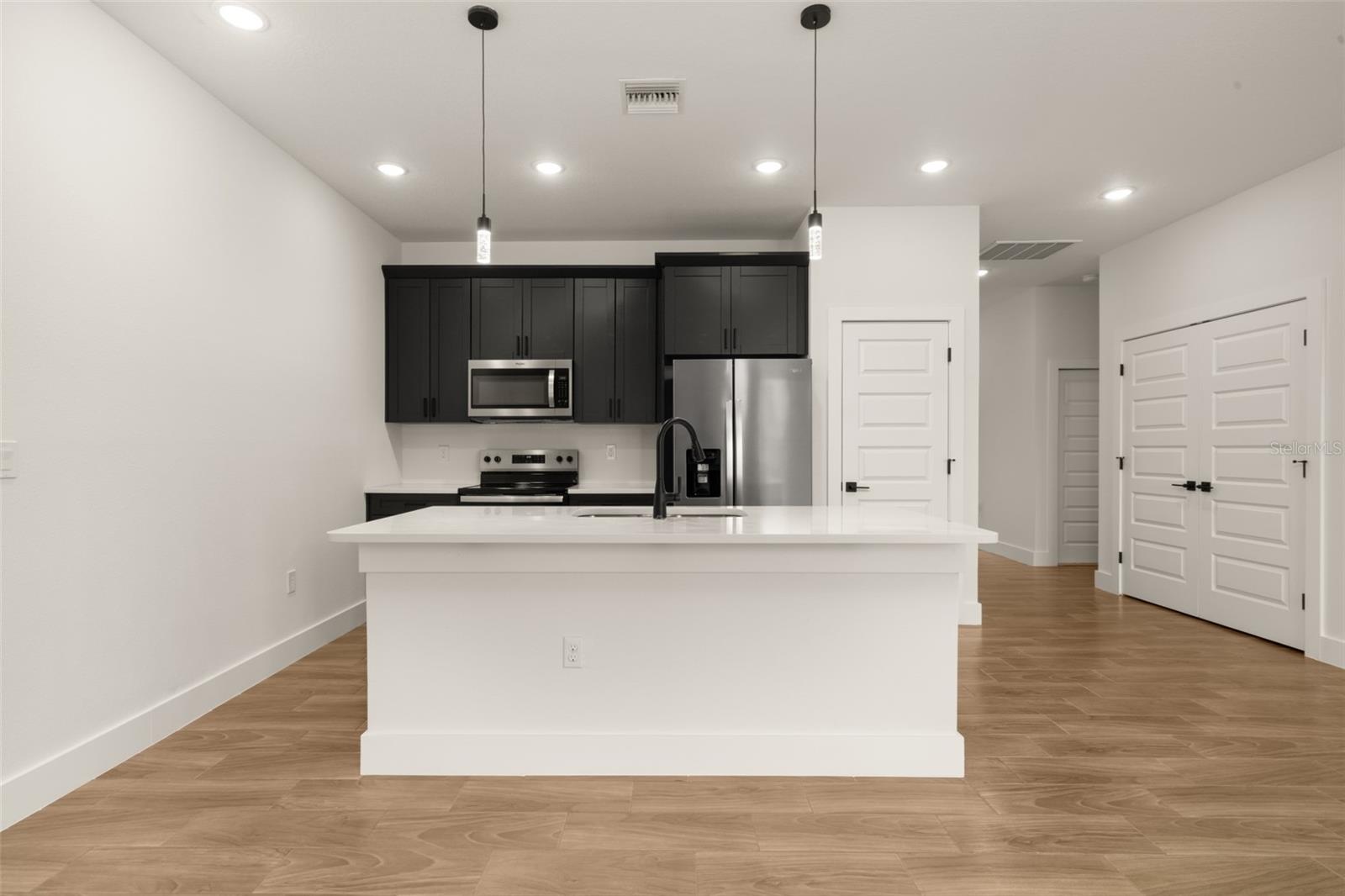 Image 41 of 59 For 5243 Cortez Boulevard