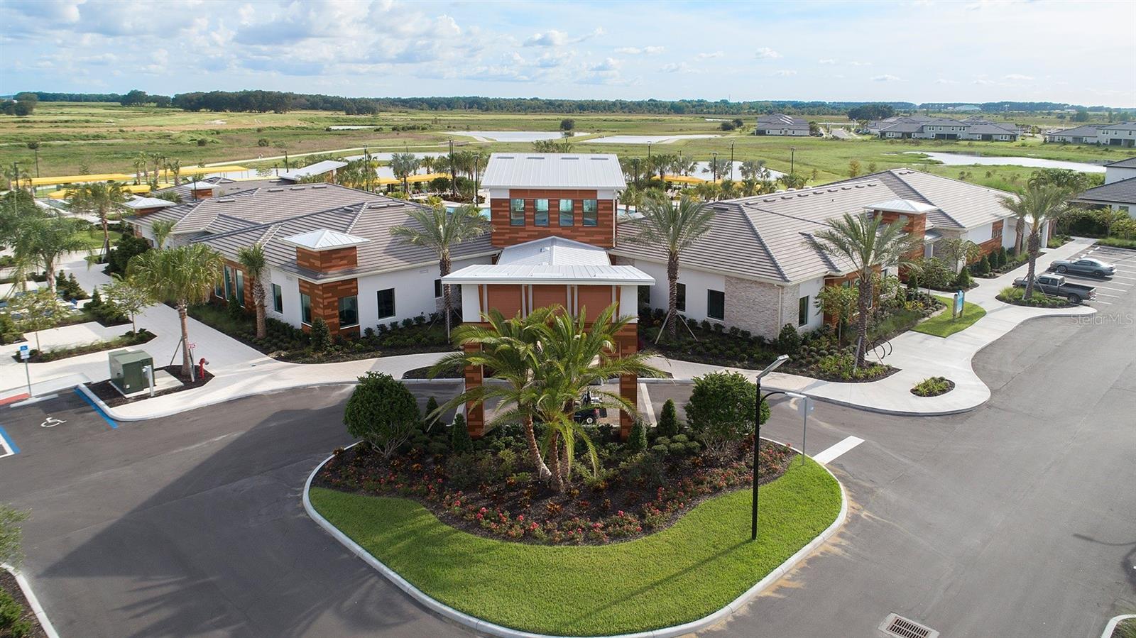 Listing photo id 22 for 31602 Cardinal Yard Drive