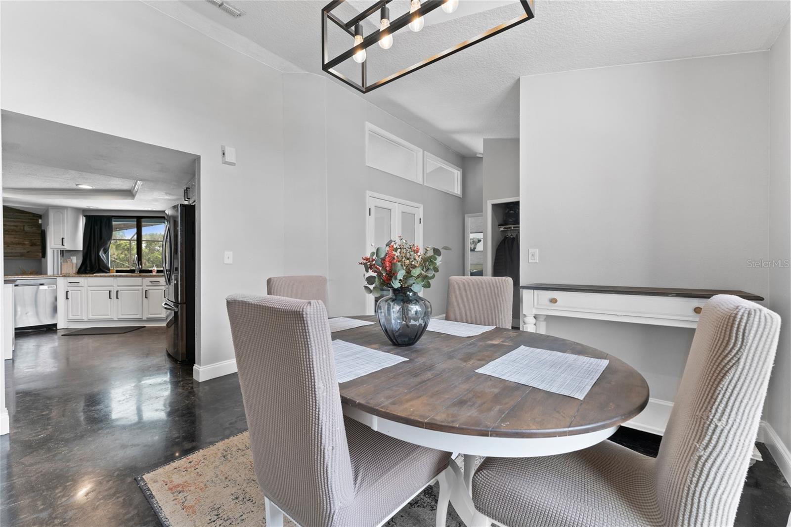 Image 5 of 47 For 8638 Chadwick Drive